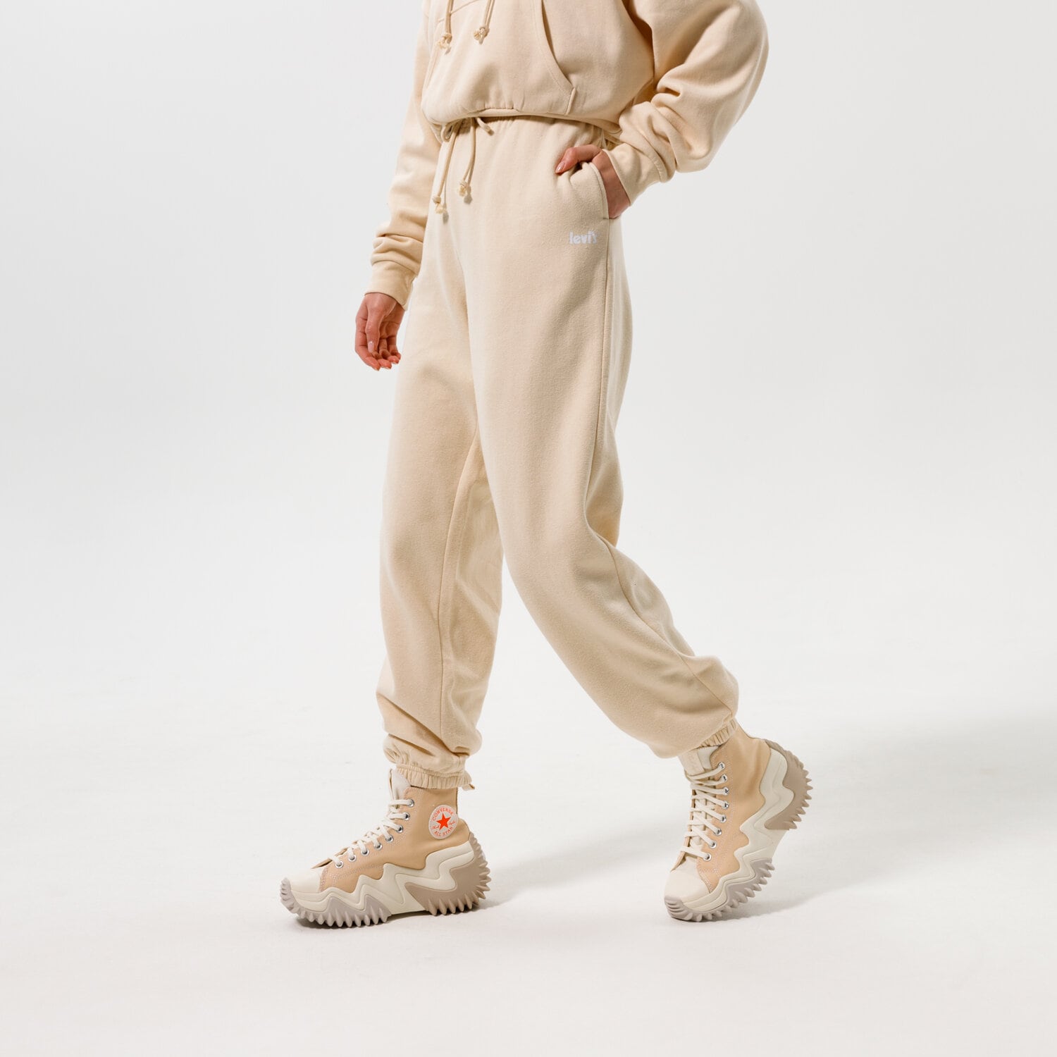 Spodnie sportowe damskie LEVI'S SPODNIE LAUNDRY DAY SWEATPANT A1786-0000 BEŻOWY