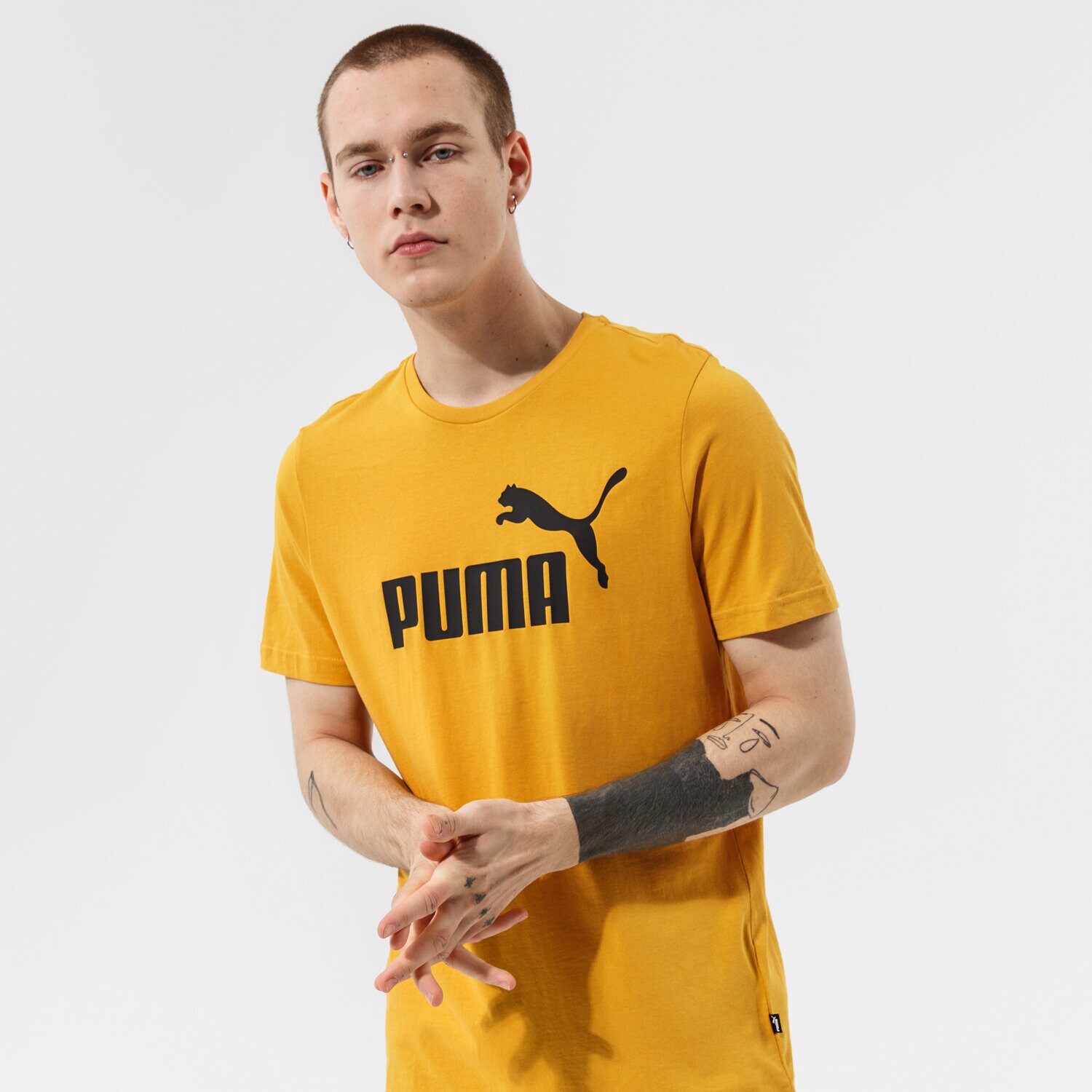 Koszulka, t-shirt sportowy męski PUMA T-SHIRT ESS LOGO TEE (S) - MINERAL YELLOW 58666737 ŻÓŁTY