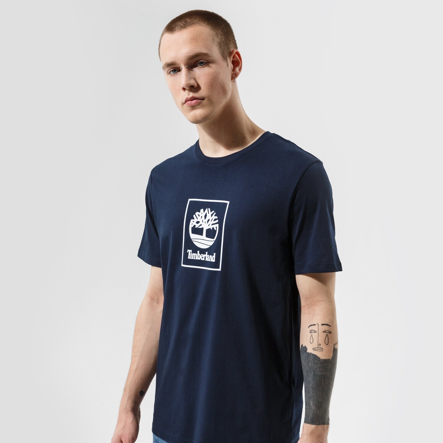 Koszulka, t-shirt sportowy męski TIMBERLAND T-SHIRT TREE LOGO TEE DARK SAPPHIRE TB0A5PJV4331 GRANATOWY