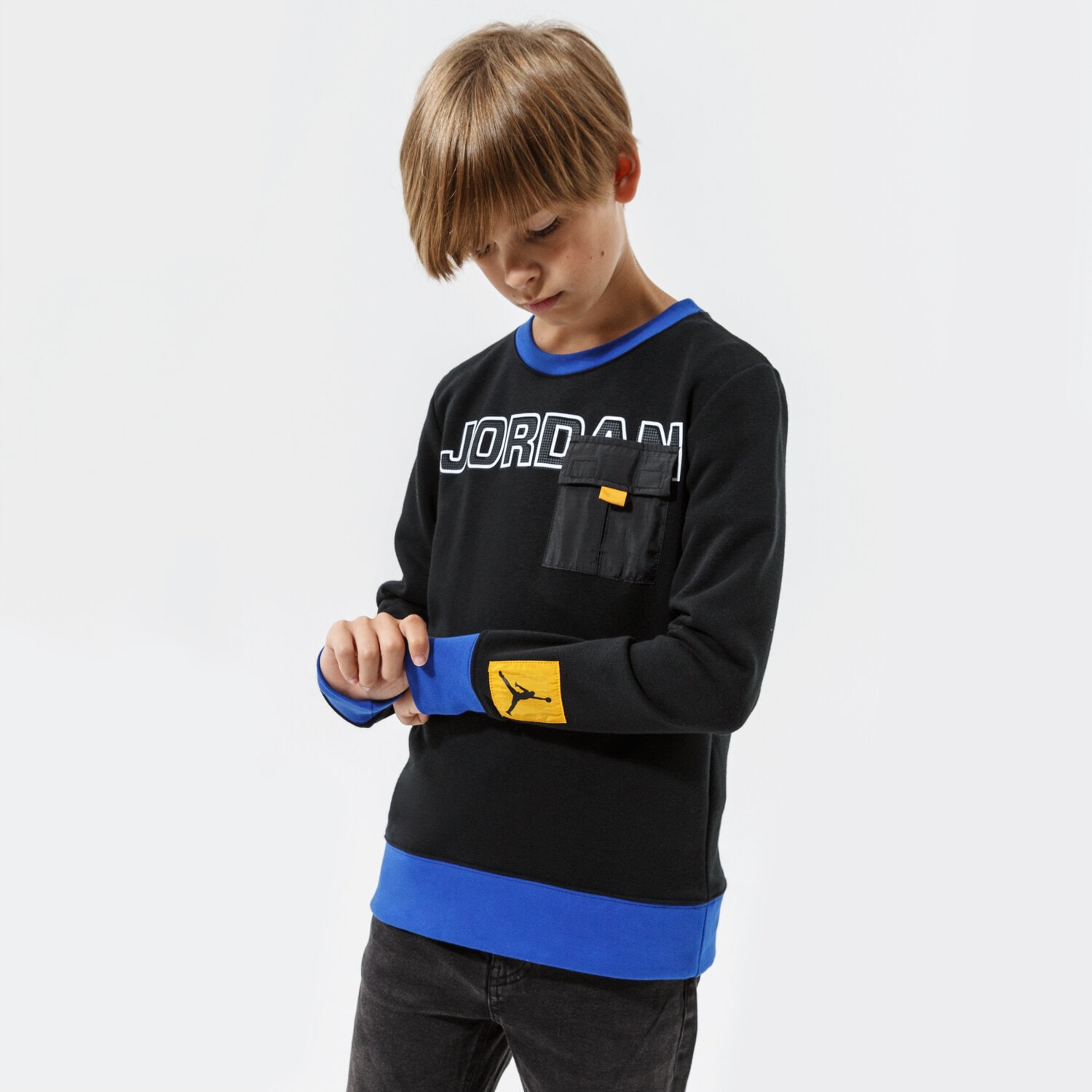 Sportowa bluza dziecięca JORDAN BLUZA NEXT UTILITY CREW BOY 95A746-023 CZARNY