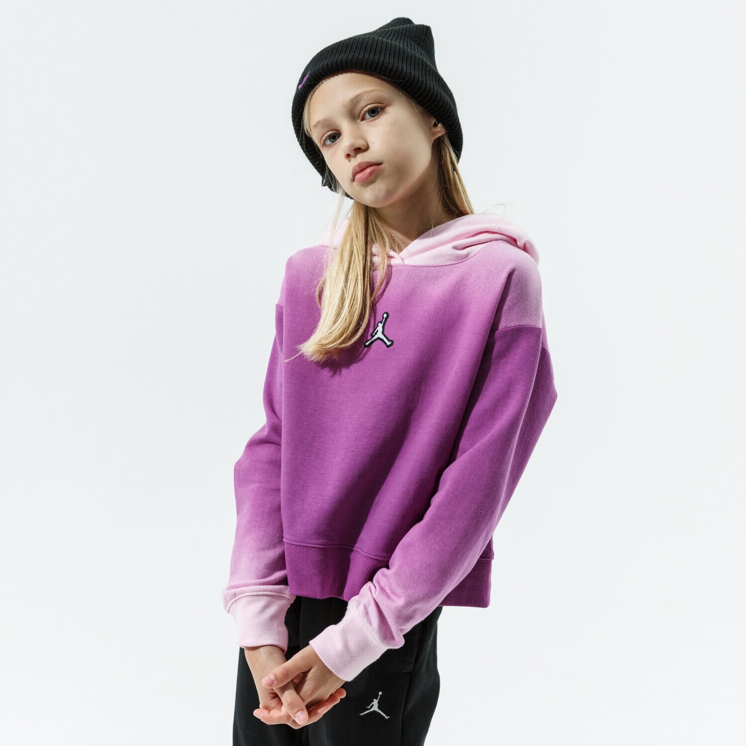 Sportowa bluza dziecięca JORDAN BLUZA Z KAPTUREM JORDAN ESSENTIALS GIRL 45A881-P1G FIOLETOWY