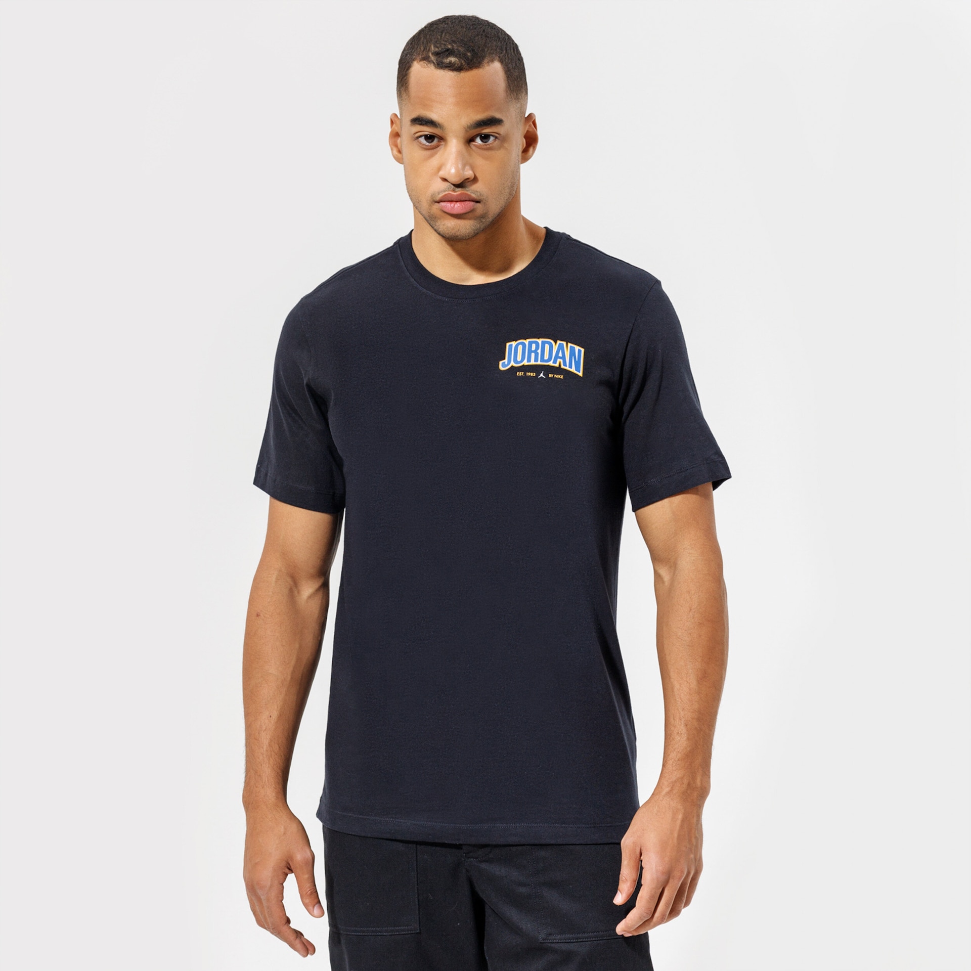 Koszulka, t-shirt sportowy męski JORDAN T-SHIRT M J JMPMN GFX SS CREW DM3217-010 CZARNY