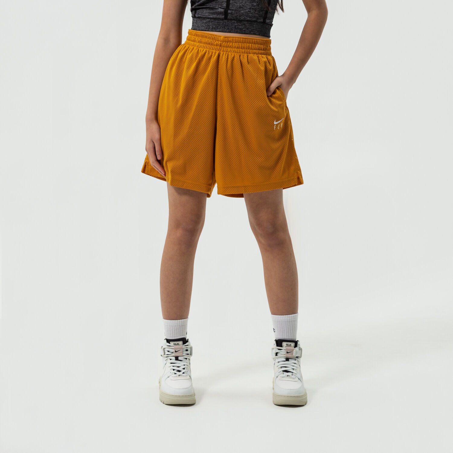 Krótkie spodenki, szorty damskie NIKE SZORTY FLY NBA CU4573-712 ŻÓŁTY