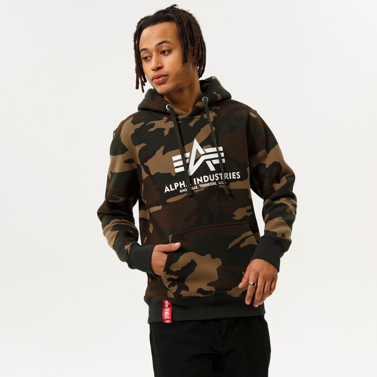 Bluza męska ALPHA INDUSTRIES BLUZA Z KAPTUREM BASIC HOODY CAMO 178312C-408 MULTICOLOR