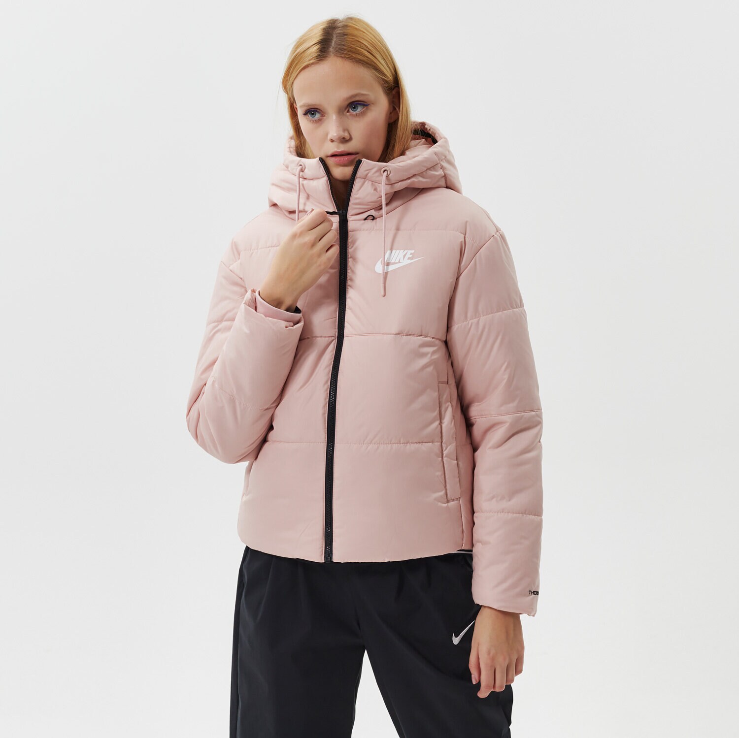 Kurtka zimowa damska NIKE KURTKA ZIMOWA WNSW TF RPL CLASSIC TAPE JKT P DJ6997-601 BEŻOWY