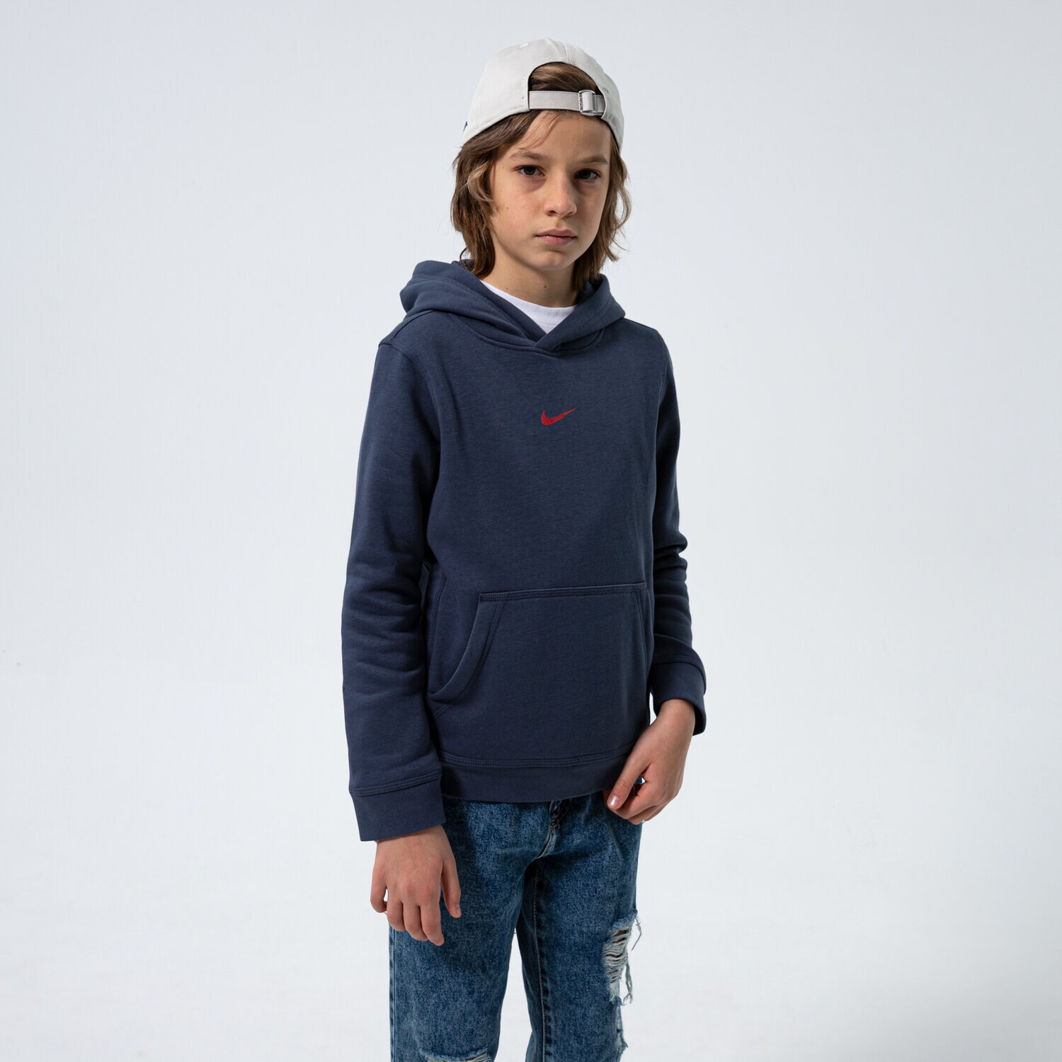 Sportowa bluza dziecięca NIKE BLUZA Z KAPTUREM B NSW ZIGZAG FLC BOY DO2669-437 GRANATOWY