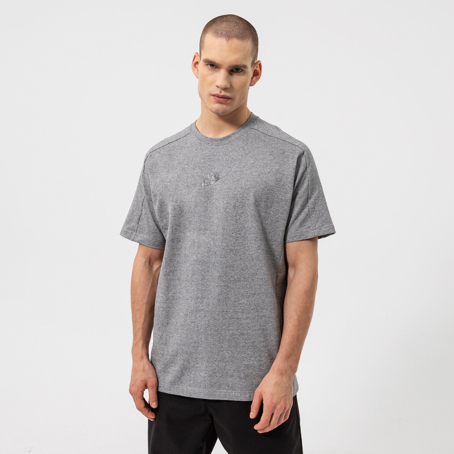 Koszulka, t-shirt sportowy męski NIKE T-SHIRT M NSW SS JSY TOP REVIVAL DM0085-010 SZARY