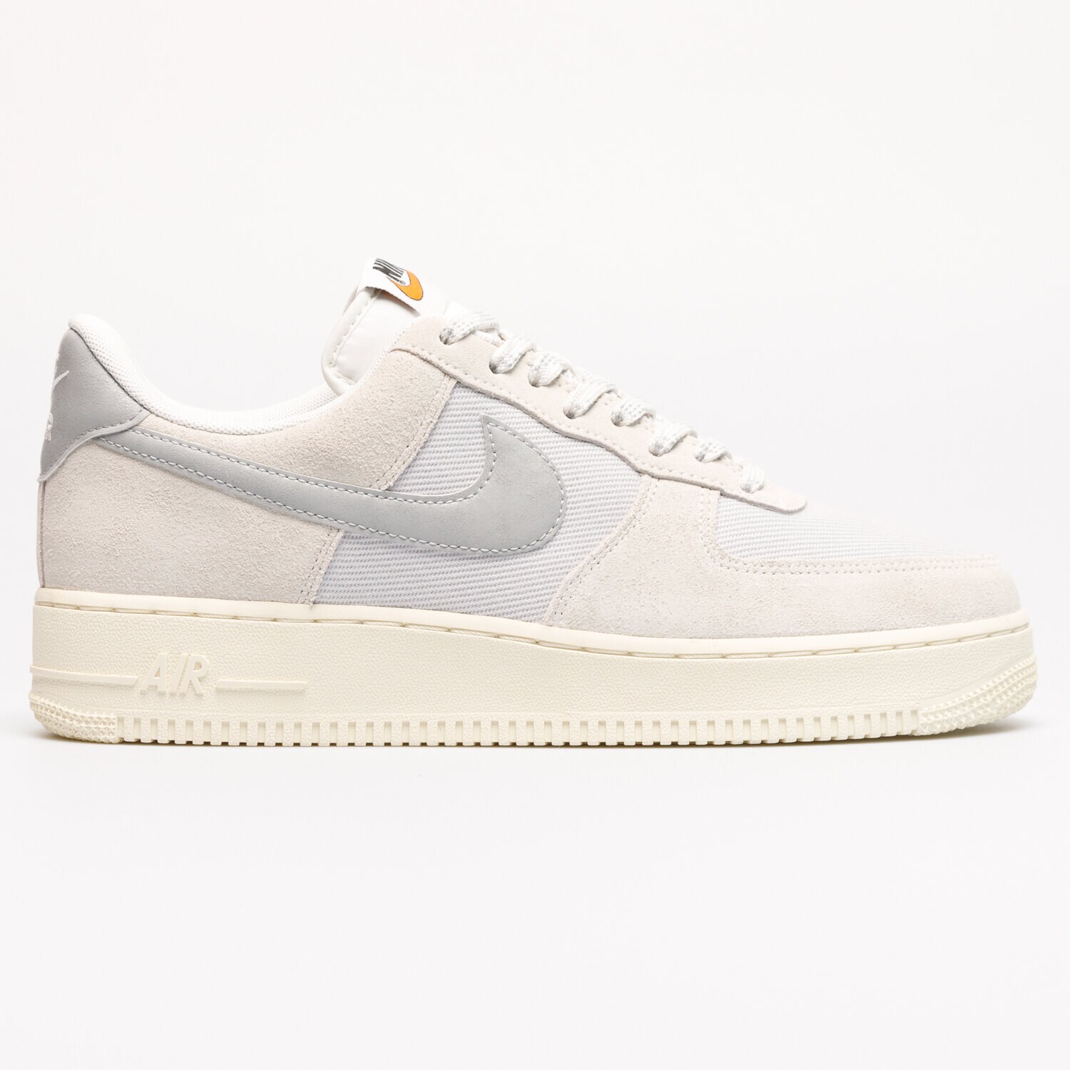 Buty sneakersy męskie NIKE AIR FORCE 1 '07 LV8 DO9801-100 SZARY
