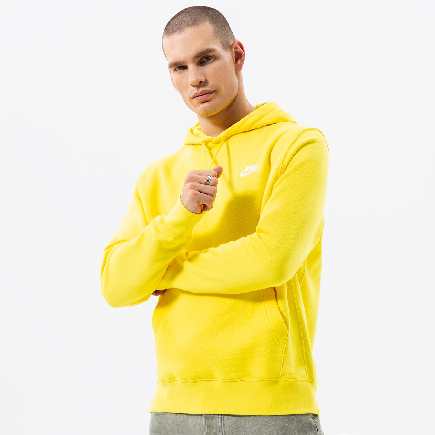Bluza męska NIKE BLUZA Z KAPTUREM NIKE SPORTSWEAR CLUB FLEECE BV2654-765 ŻÓŁTY