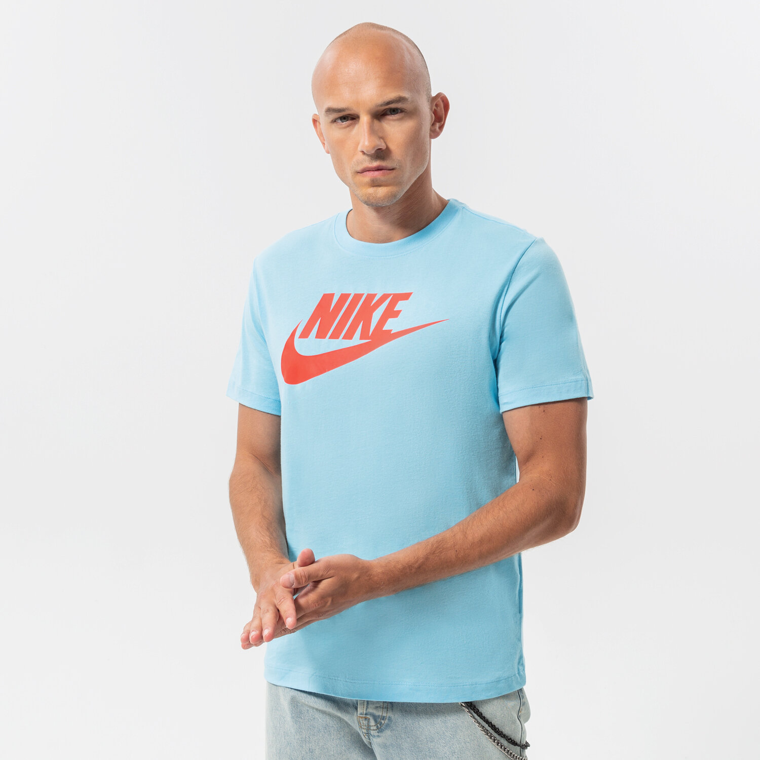 Koszulka, t-shirt sportowy męski NIKE T-SHIRT NIKE SPORTSWEAR AR5004-499 NIEBIESKI