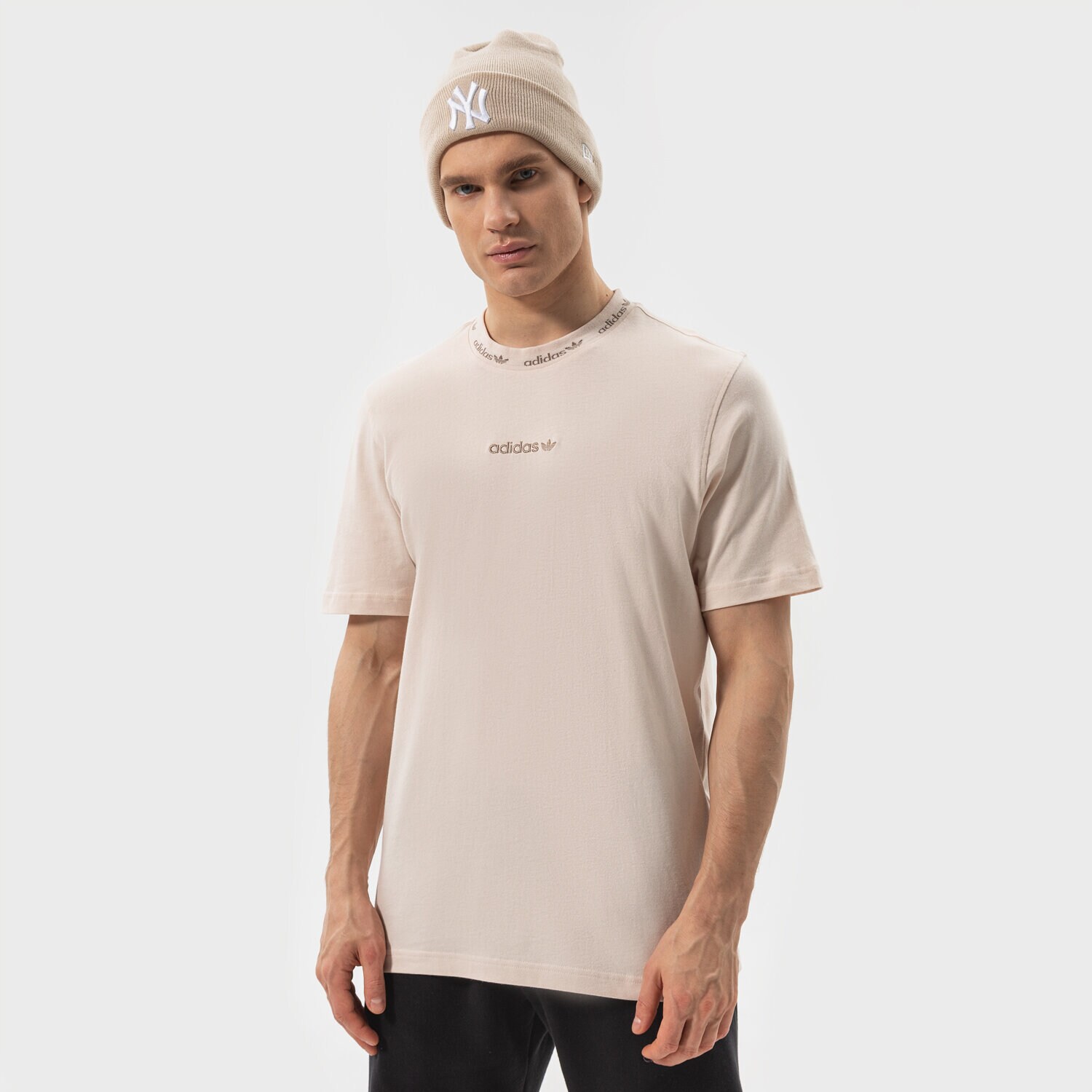 Koszulka, t-shirt sportowy męski ADIDAS T-SHIRT TREFOIL LINEAR RIB TEE HM2658 BEŻOWY