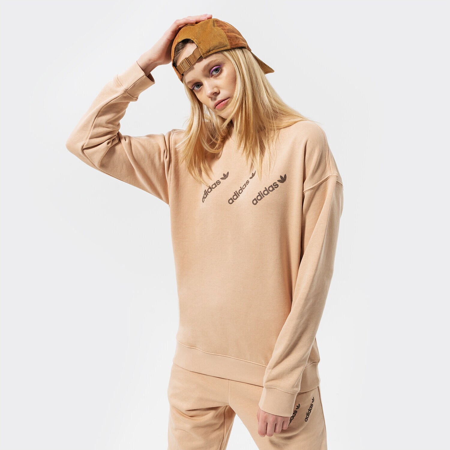 Bluza damska ADIDAS BLUZA CREW HM4867 BEŻOWY