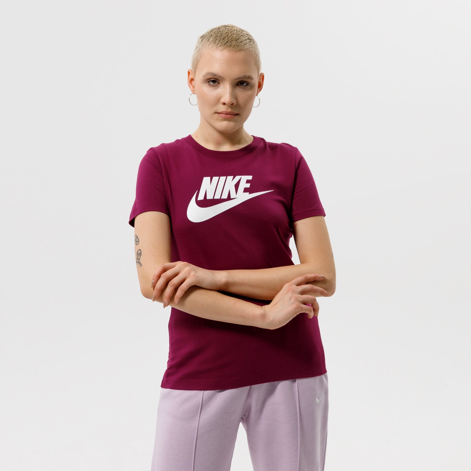 Koszulka, t-shirt damski NIKE T-SHIRT NIKE SPORTSWEAR ESSENTIAL BV6169-610 BORDOWY