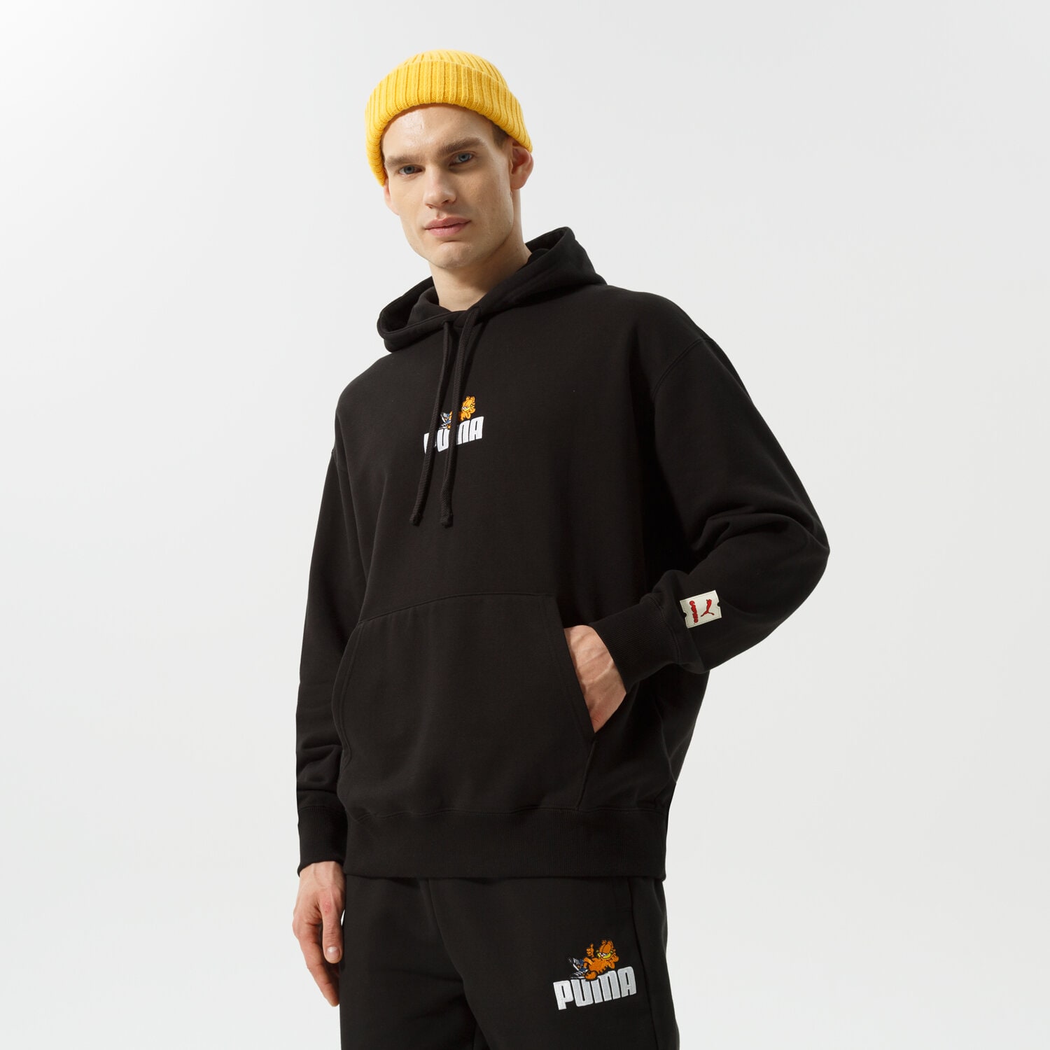 Bluza męska PUMA BLUZA Z KAPTUREM PUMA X GARFIELD HOODIE 534435 01 CZARNY