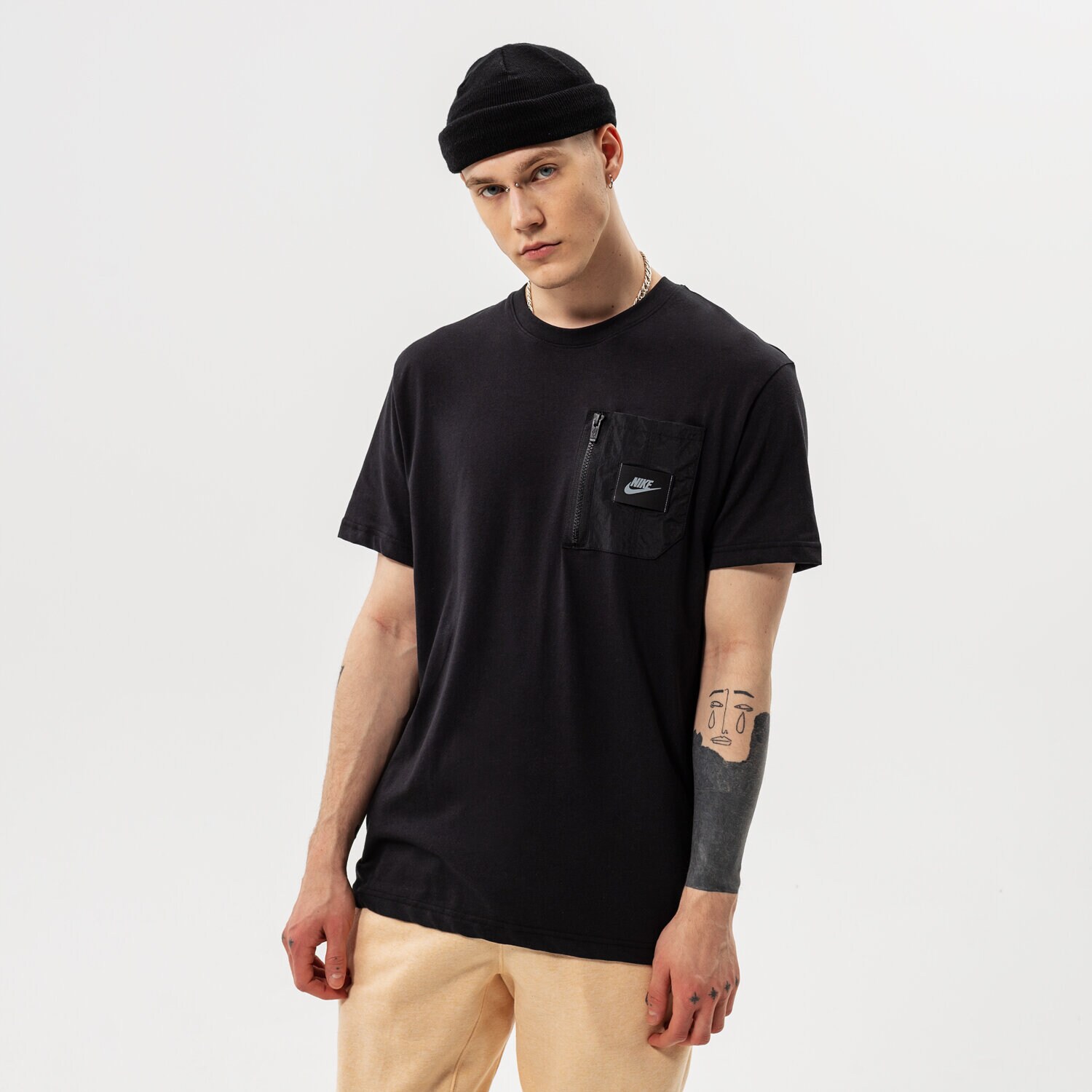 Koszulka, t-shirt sportowy męski NIKE T-SHIRT M NSW SPU DF SS TOP DO2625-010 CZARNY