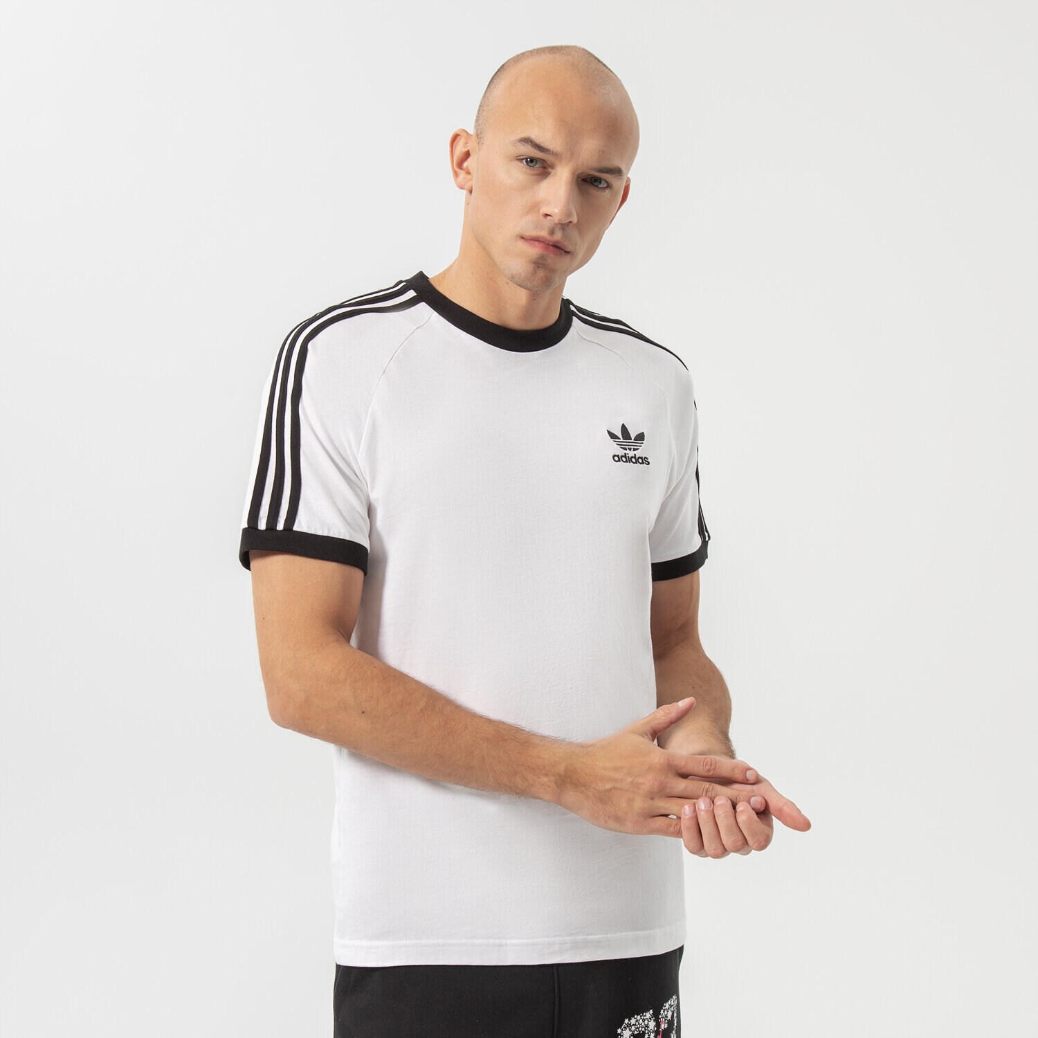 Koszulka, t-shirt sportowy męski ADIDAS T-SHIRT 3-STRIPES TEE GN3494 BIAŁY