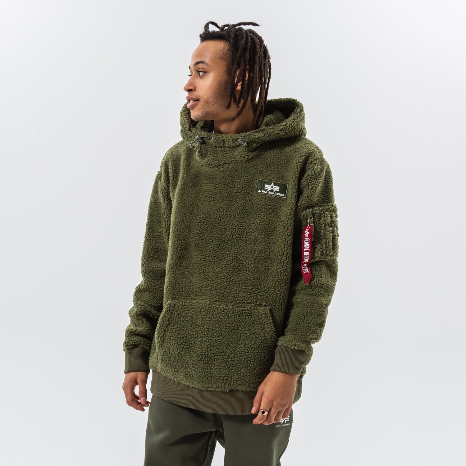 Bluza męska ALPHA INDUSTRIES BLUZA Z KAPTUREM TEDDY 118330-01 ZIELONY