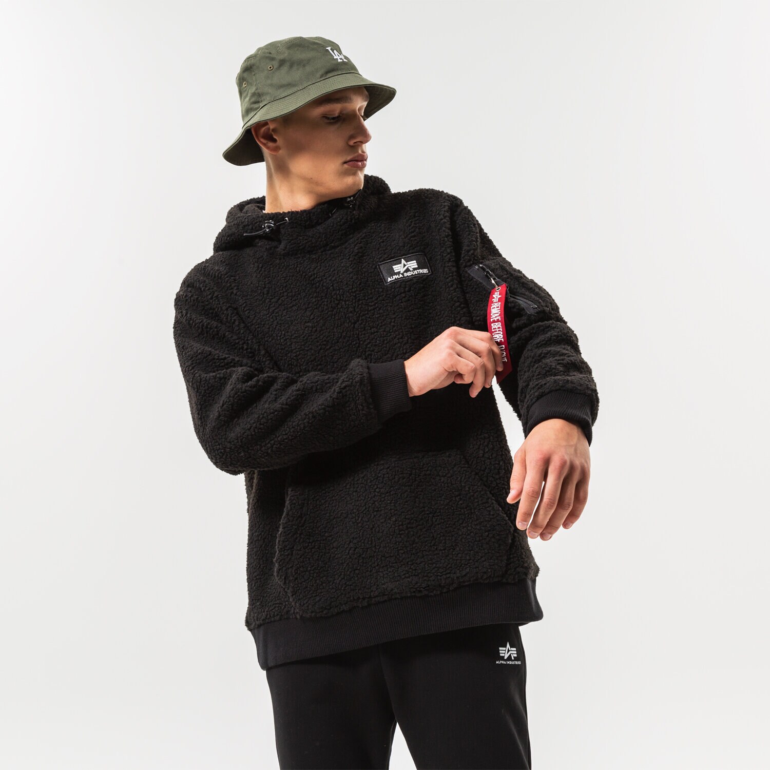 Bluza męska ALPHA INDUSTRIES BLUZA Z KAPTUREM TEDDY 118330-03 CZARNY