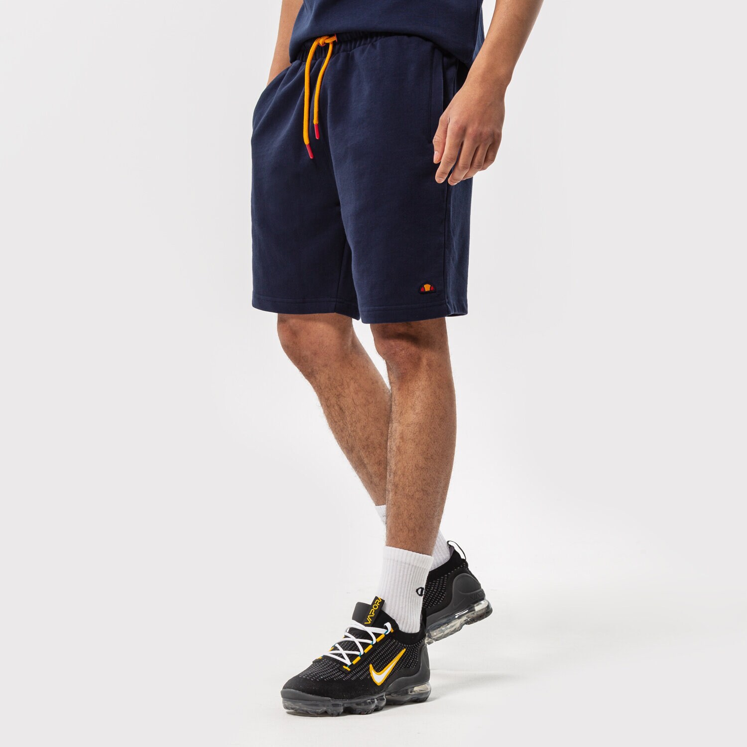 Krótkie spodenki, szorty męskie ELLESSE SZORTY RAVENS SHORT NAVY SHM12476429 GRANATOWY