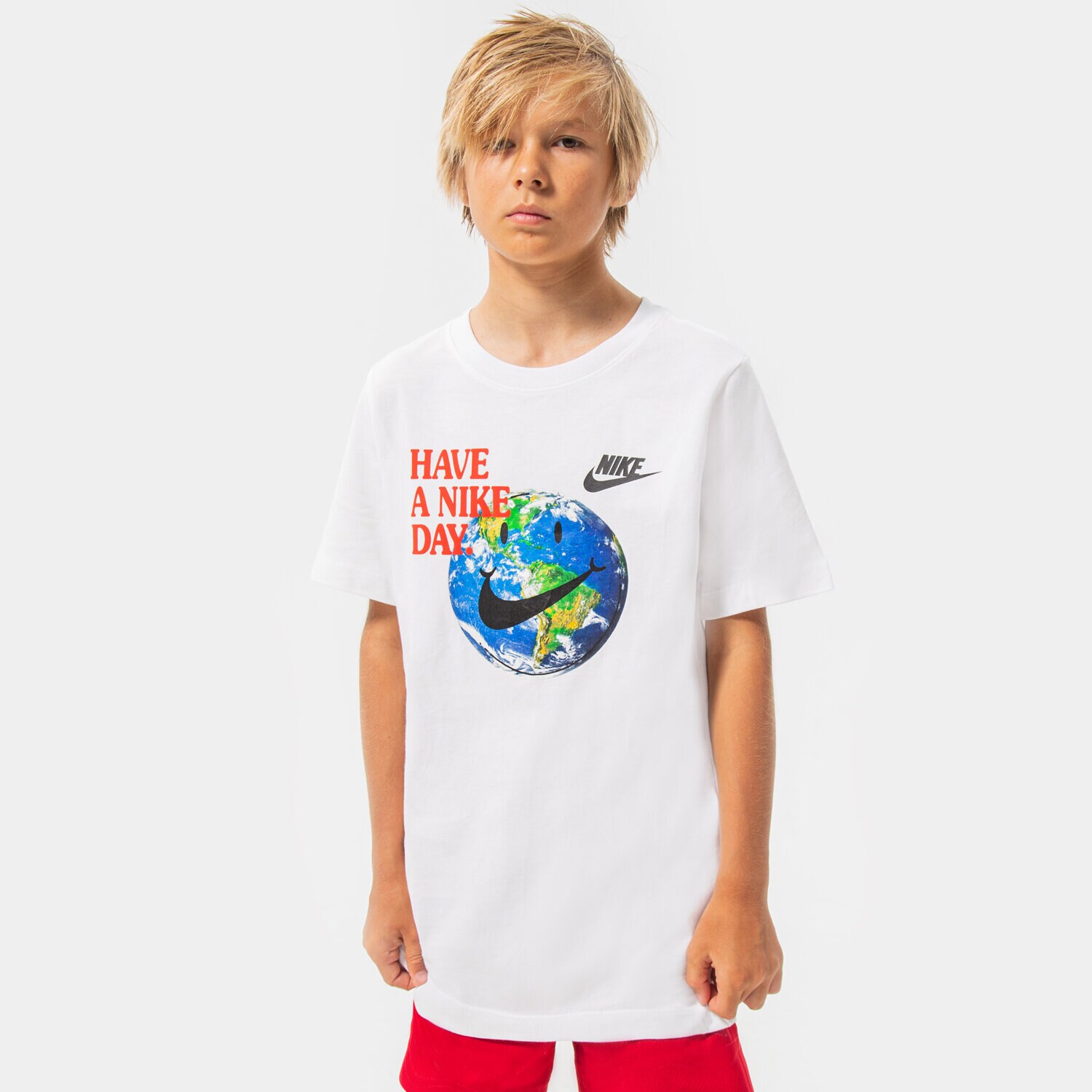 Koszulka, t-shirt dla dzieci NIKE T-SHIRT B NSW TEE HBR STMNT 1 BOY DO1809-100 BIAŁY