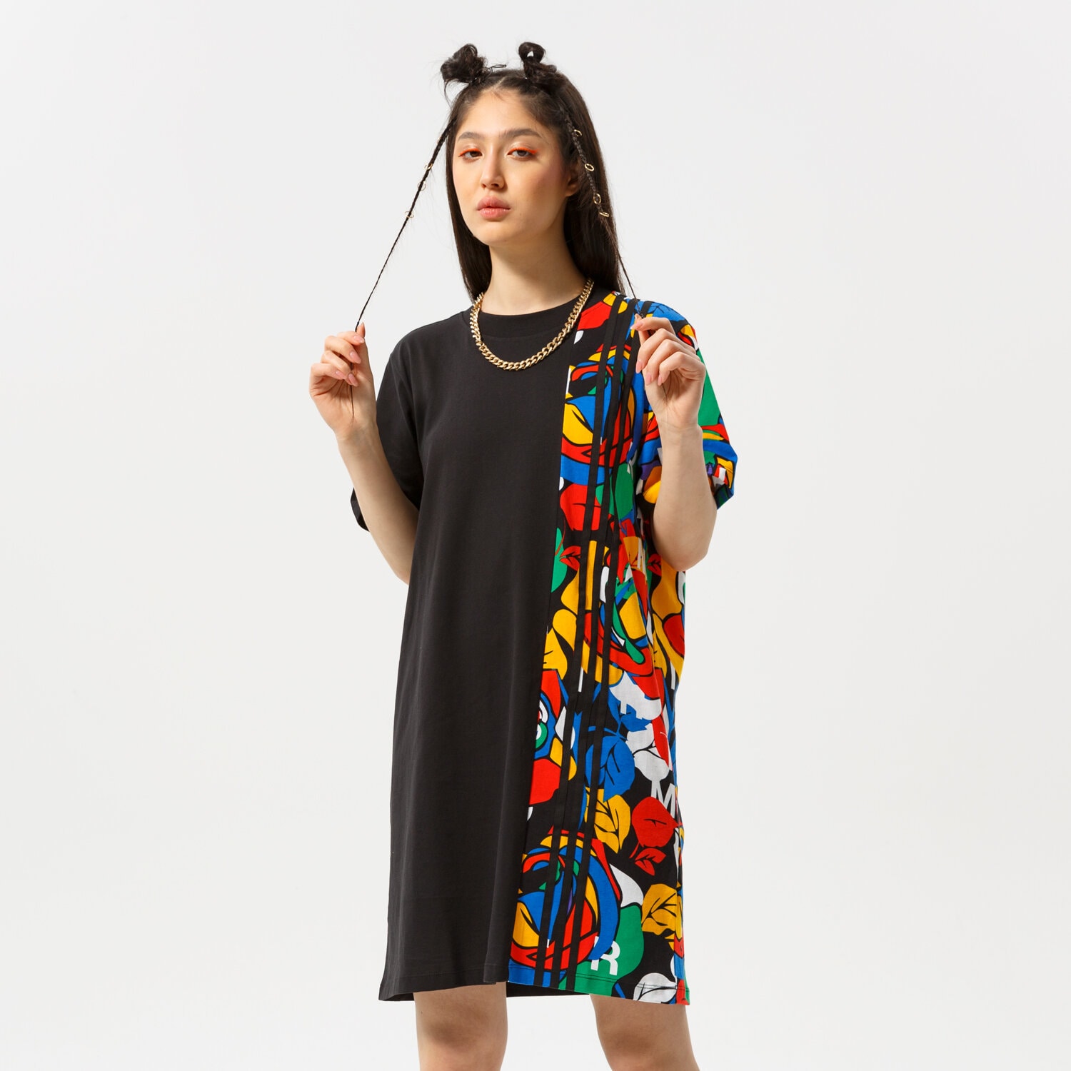 Modna sukienka sportowa ADIDAS SUKIENKA DRESS HC4463 CZARNY