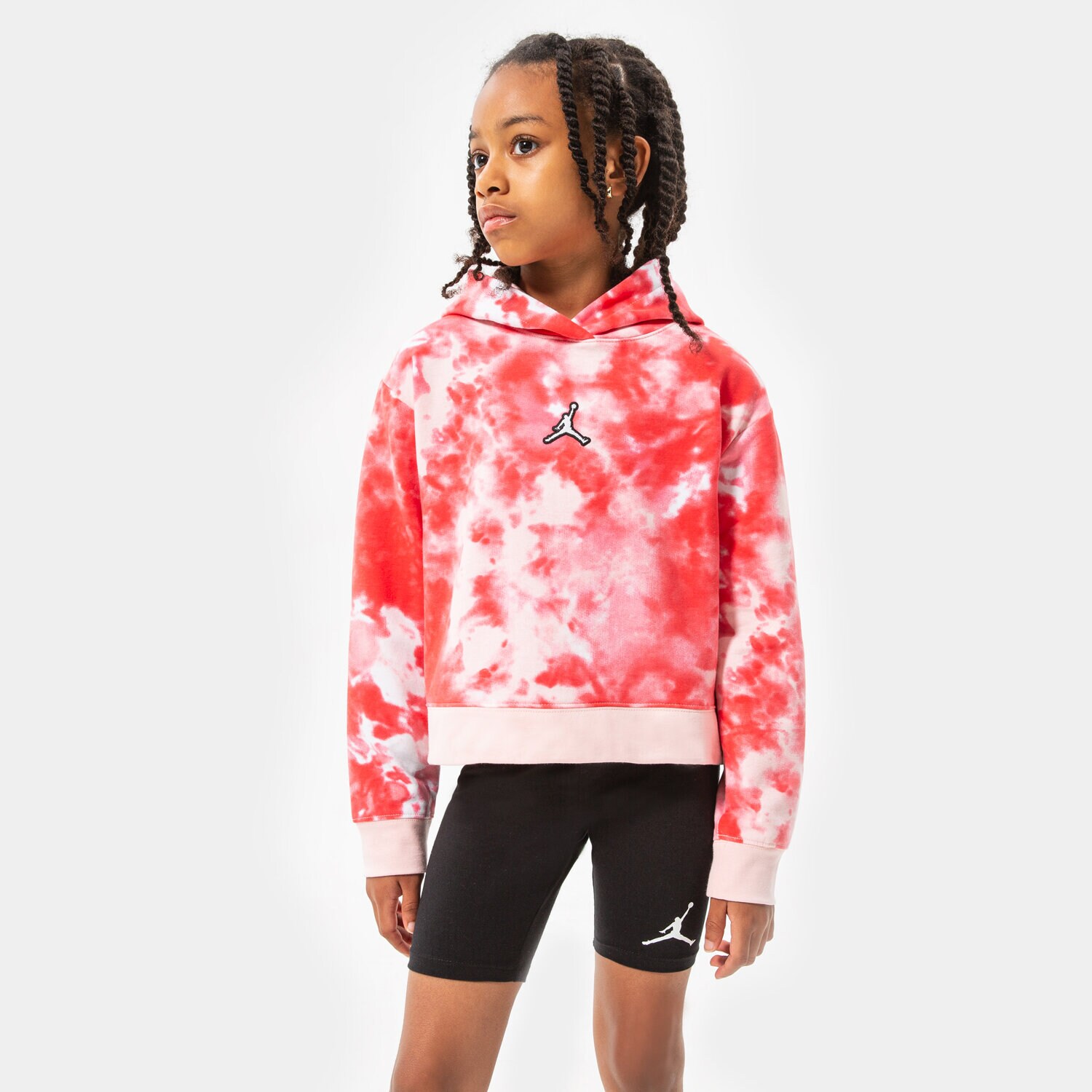 Sportowa bluza dziecięca JORDAN BLUZA Z KAPTUREM ESSENTIALS SMOKE DYE PO GIRL 45B324-X24 RÓŻOWY