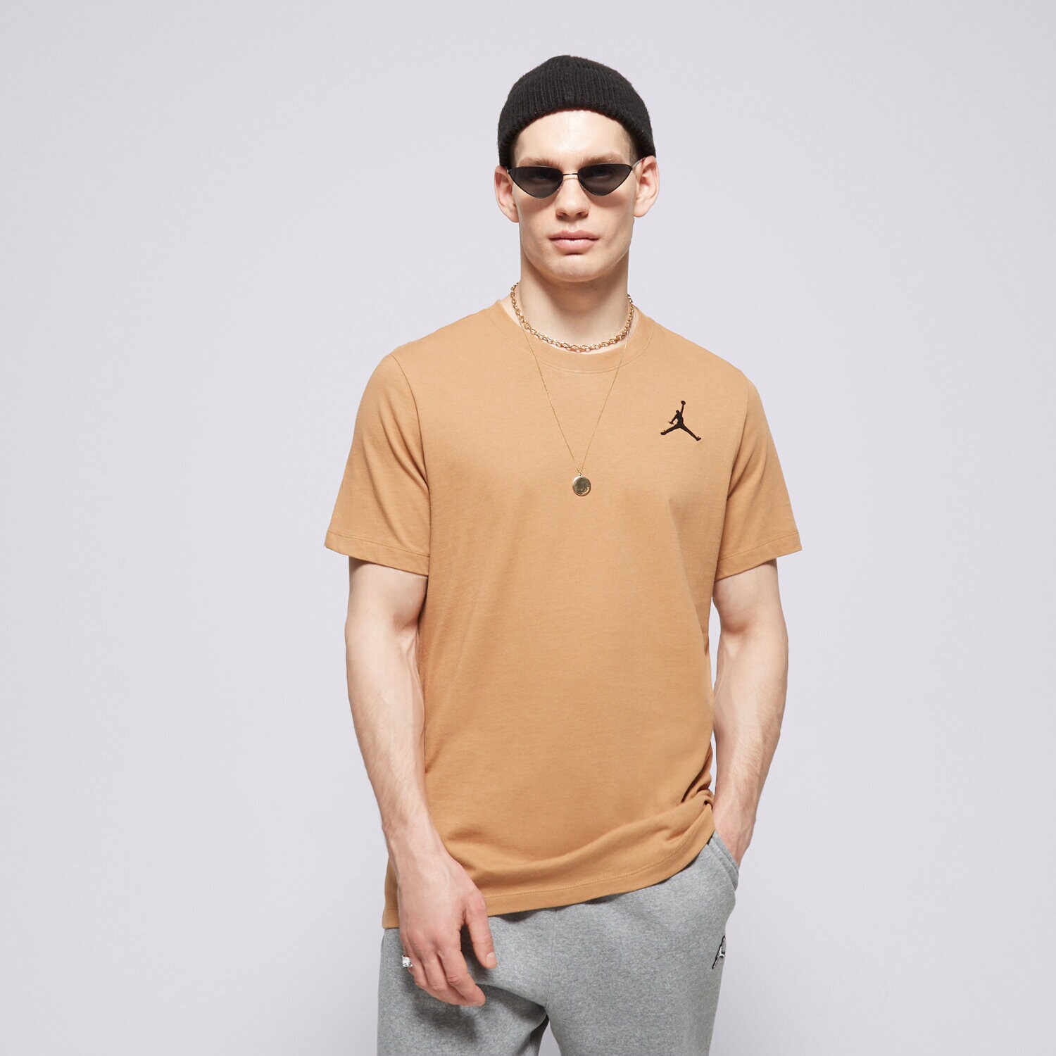Koszulka, t-shirt sportowy męski JORDAN T-SHIRT M J JUMPMAN EMB SS CREW DC7485-231 BRĄZOWY