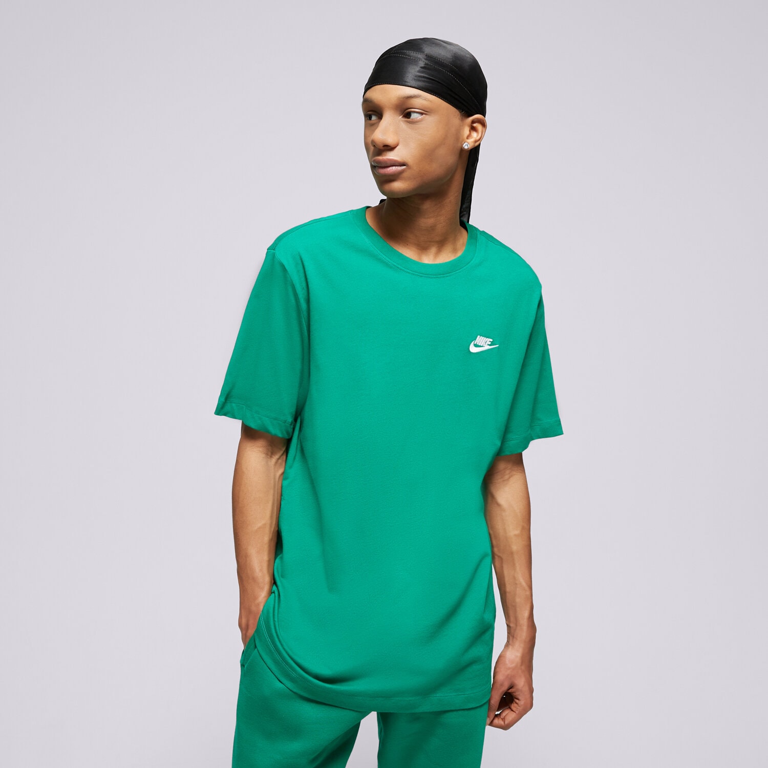 Koszulka, t-shirt sportowy męski NIKE T-SHIRT SPORTSWEAR CLUB AR4997-365 ZIELONY