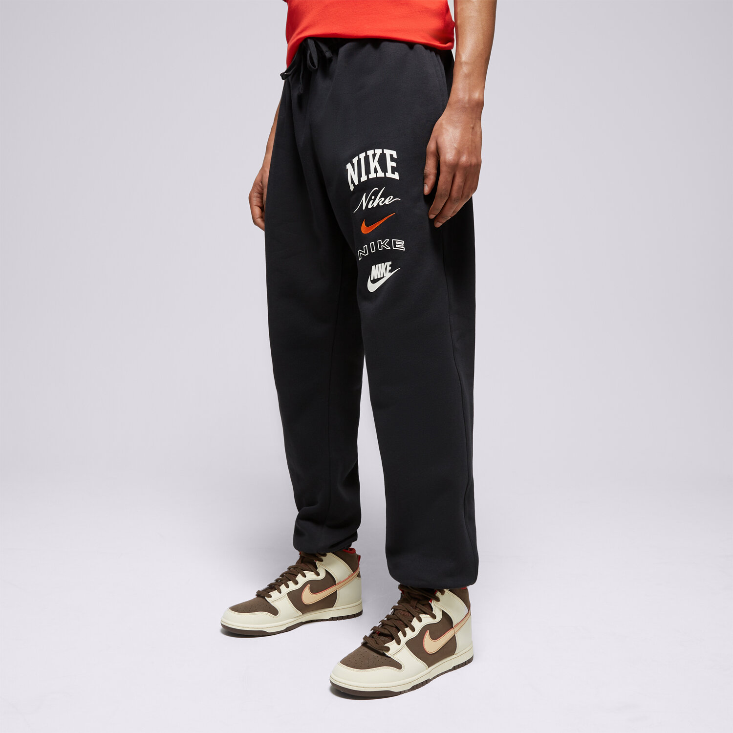 Spodnie sportowe męskie NIKE SPODNIE M NK CLUB BB CF PANT STACK GX FN2643-010 CZARNY