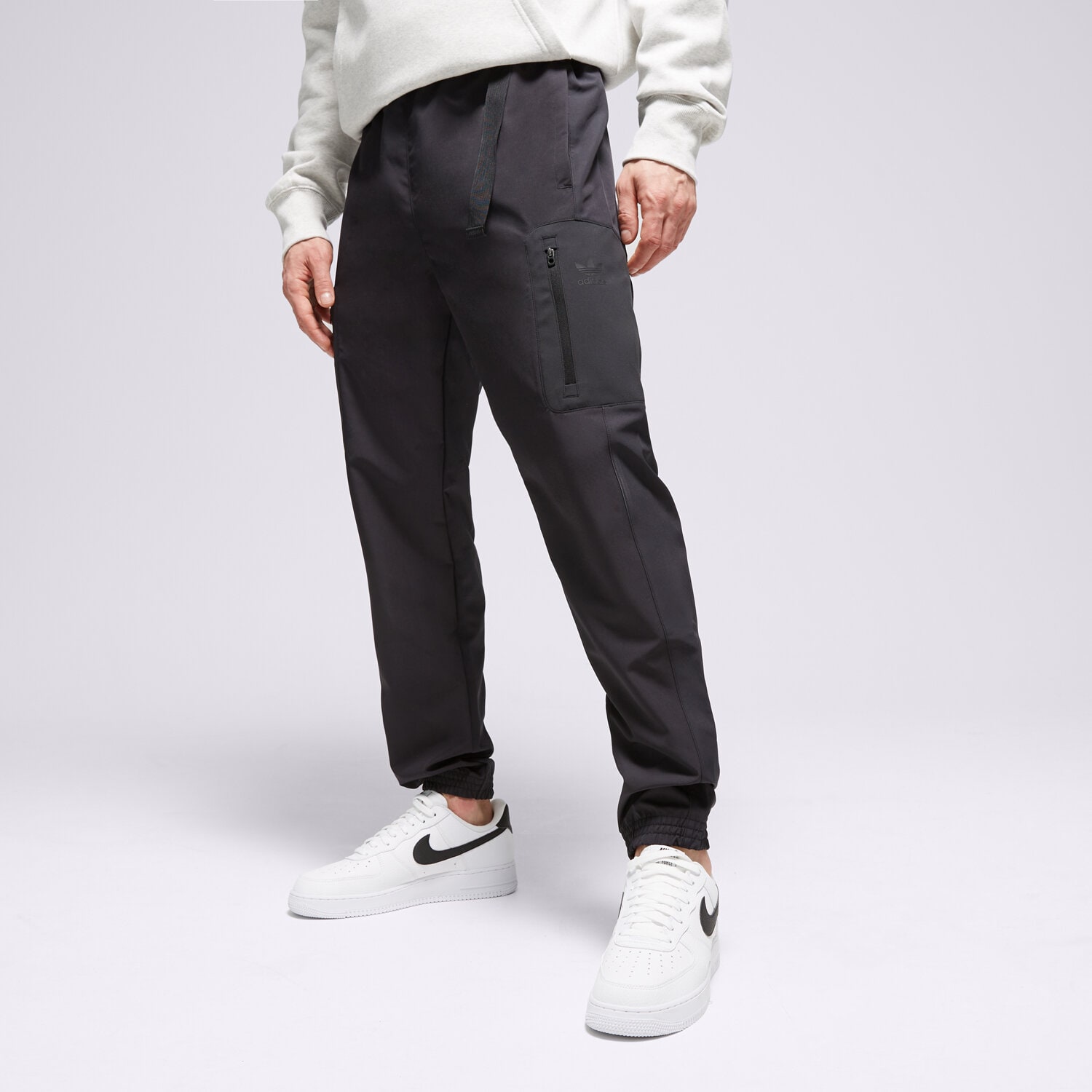 Spodnie sportowe męskie ADIDAS SPODNIE UTILITY PANTS IR9442 CZARNY