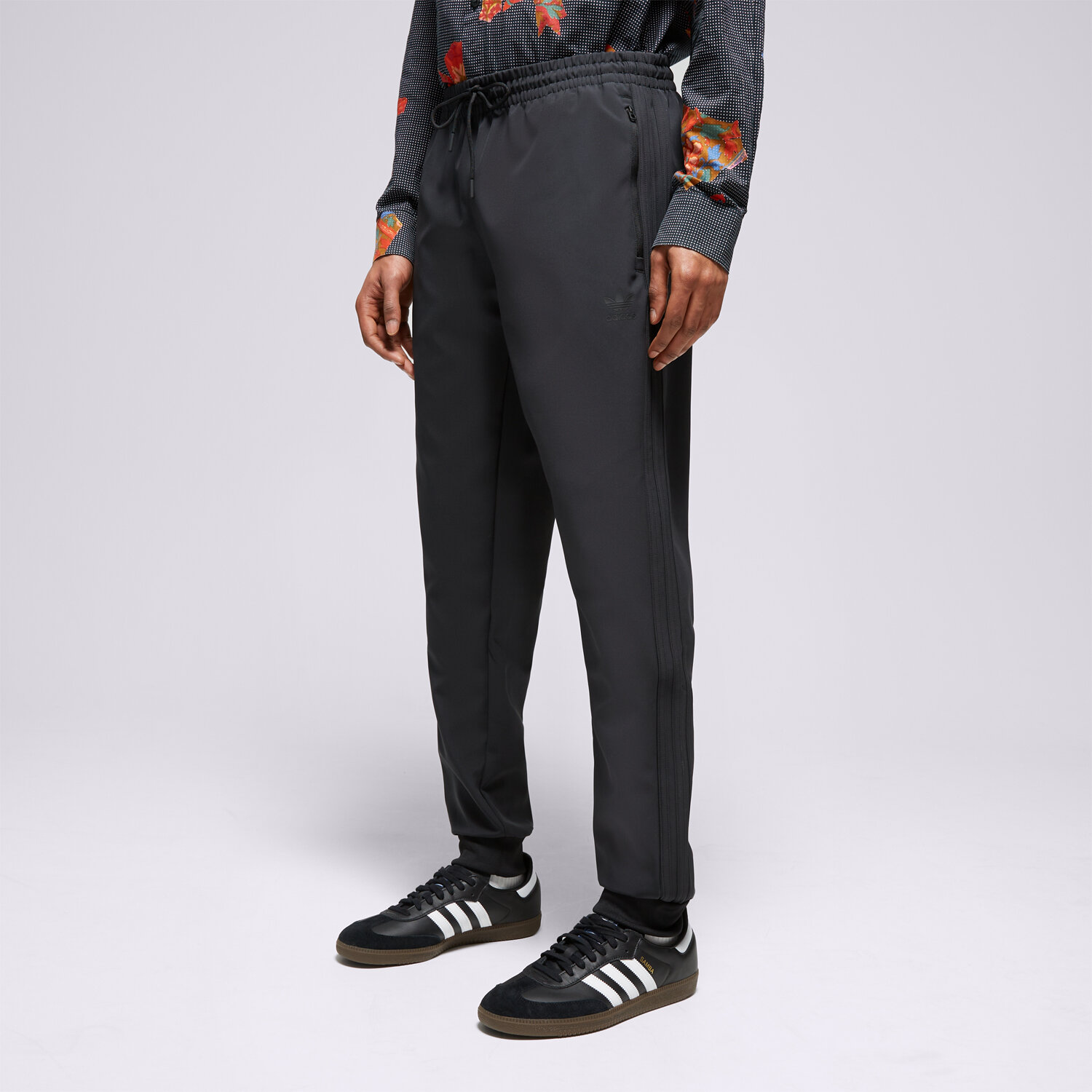 Spodnie sportowe męskie ADIDAS SPODNIE SST TP IM9880 CZARNY