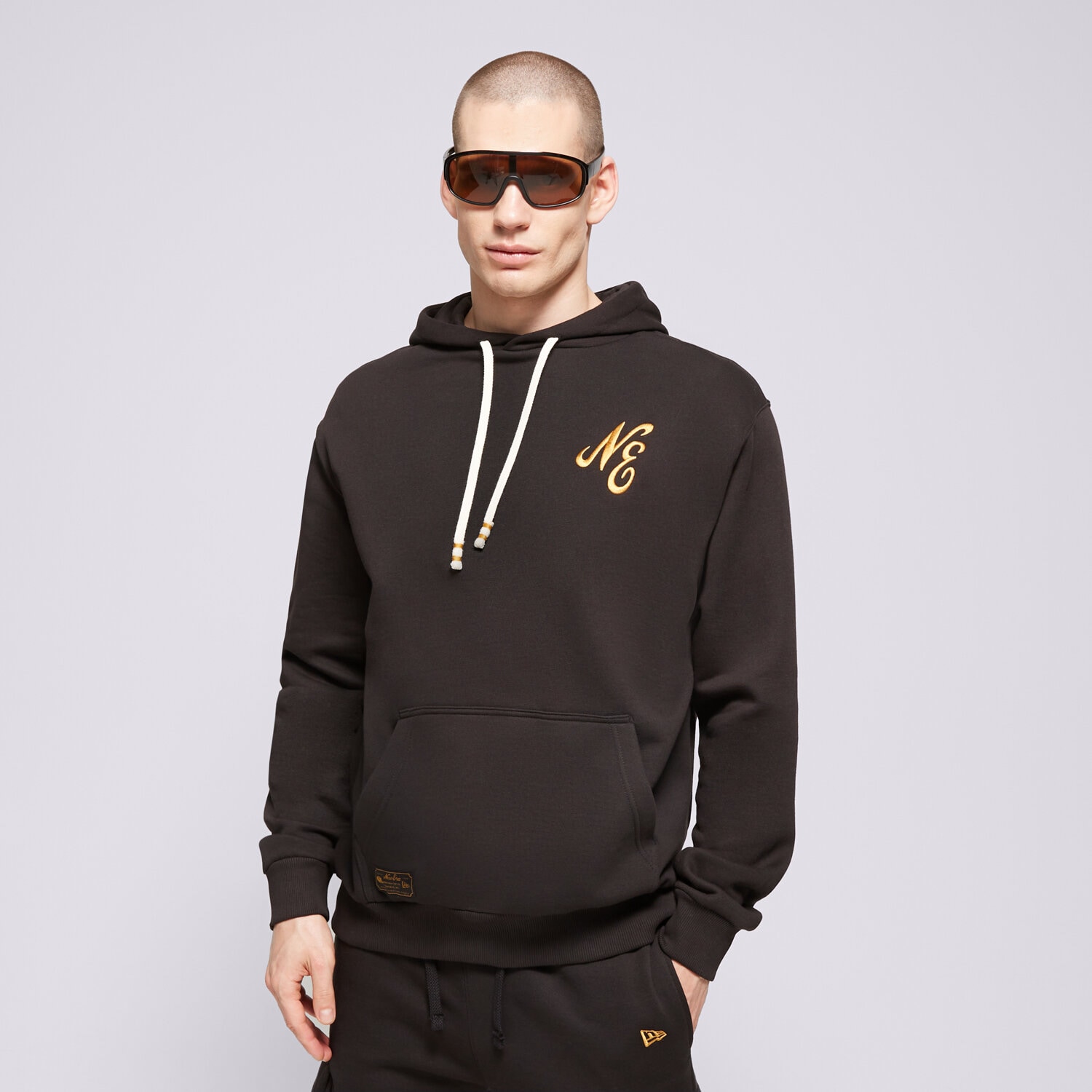 Bluza męska NEW ERA BLUZA Z KAPTUREM NE SCRIPT LOGO NONE 60435401 CZARNY