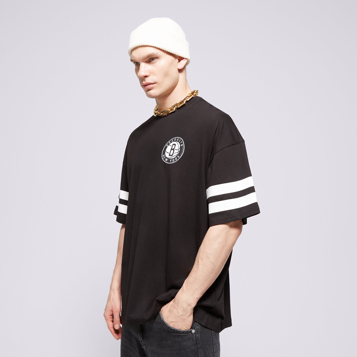 Koszulka, t-shirt sportowy męski NEW ERA T-SHIRT NBA ARCH OS NETS BROOKLYN NETS 60435440 CZARNY