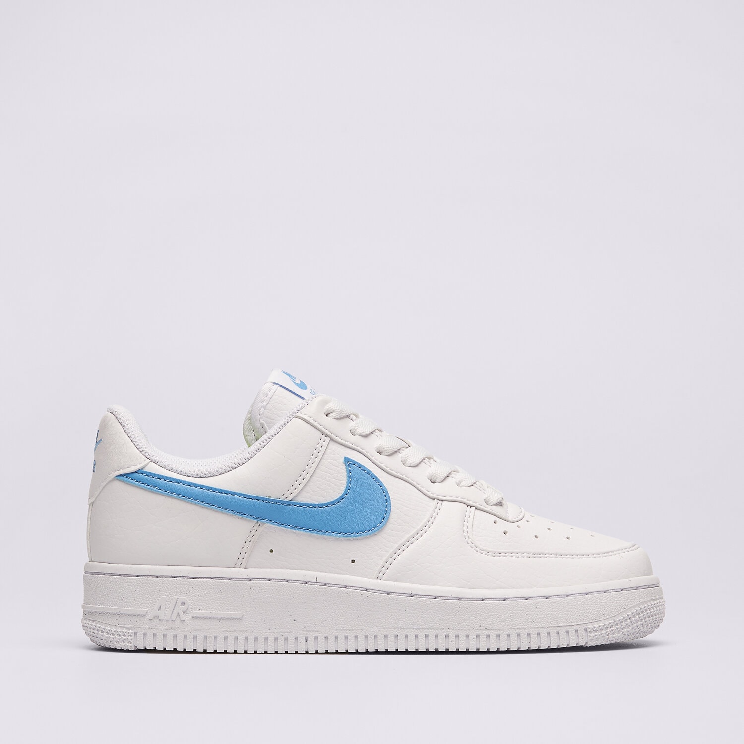 Buty sneakersy damskie NIKE AIR FORCE 1 '07 SE 