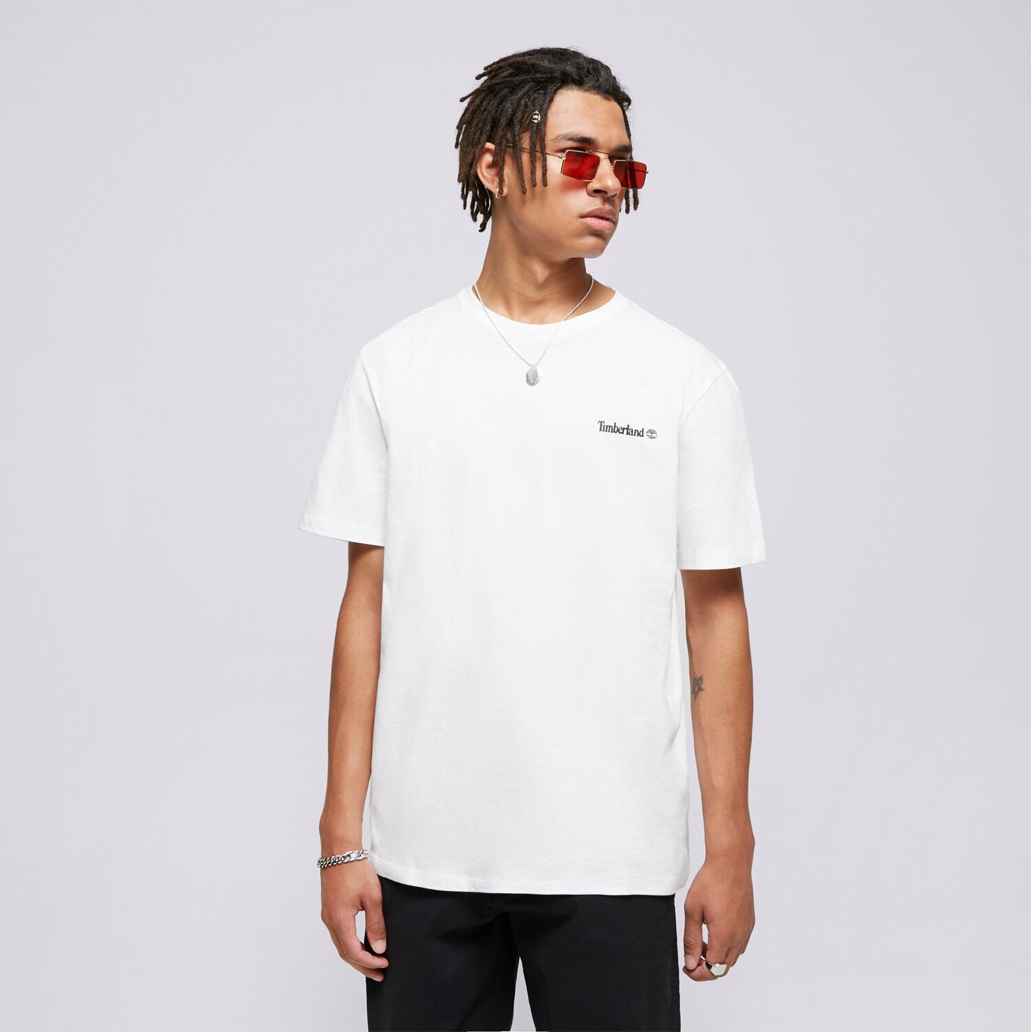 Koszulka, t-shirt sportowy męski TIMBERLAND T-SHIRT SMALL LOGO PRINT TEE TB0A5QQT1001 BIAŁY