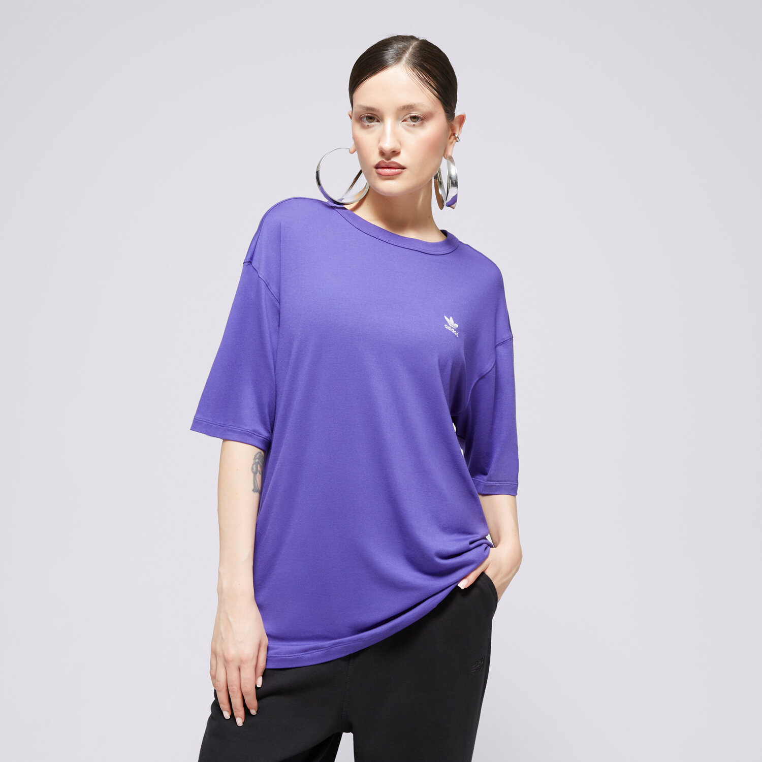 Koszulka, t-shirt damski ADIDAS T-SHIRT TREFOIL TEE IR8065 FIOLETOWY
