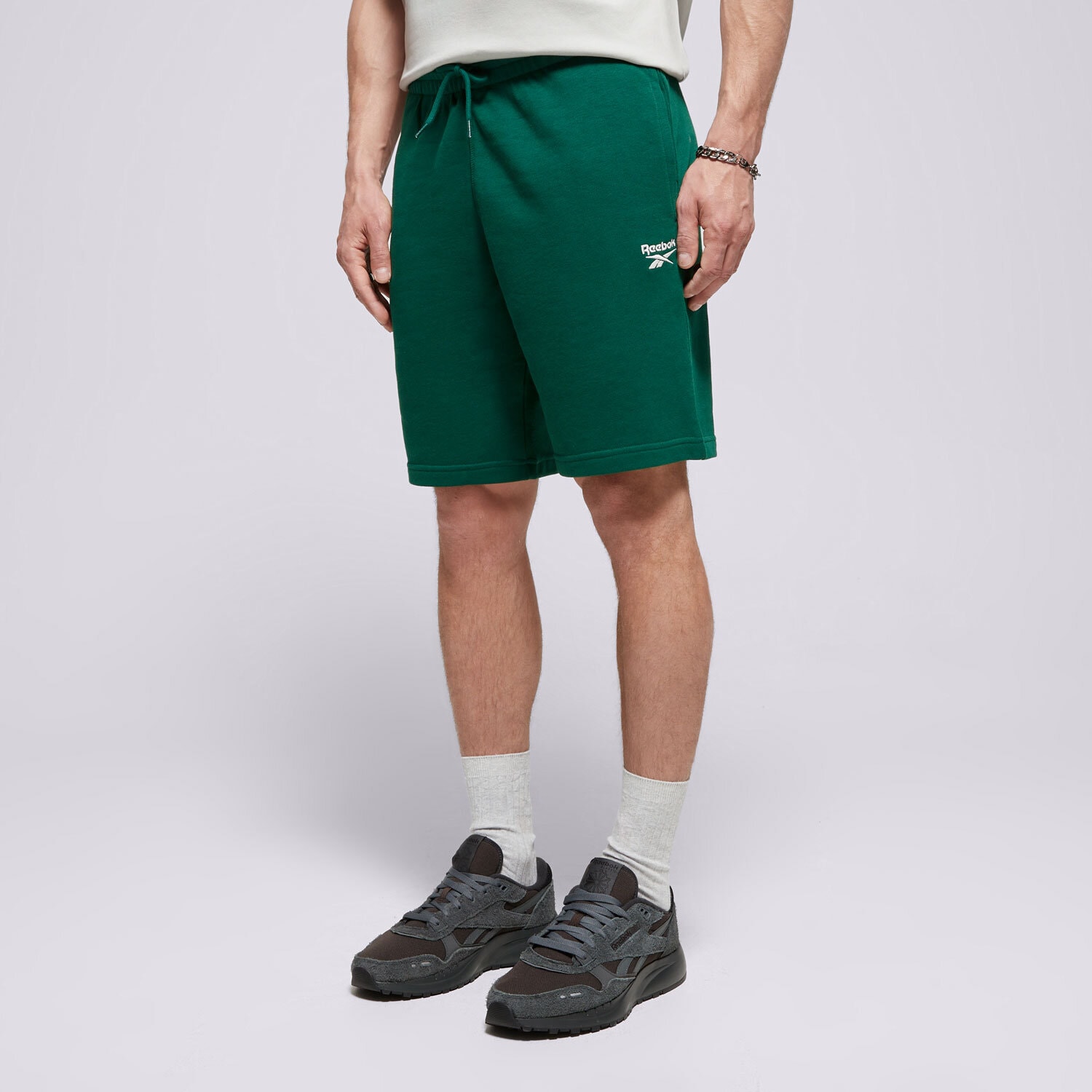 Krótkie spodenki, szorty męskie REEBOK SZORTY RI FT LEFT LEG 100076441 ZIELONY