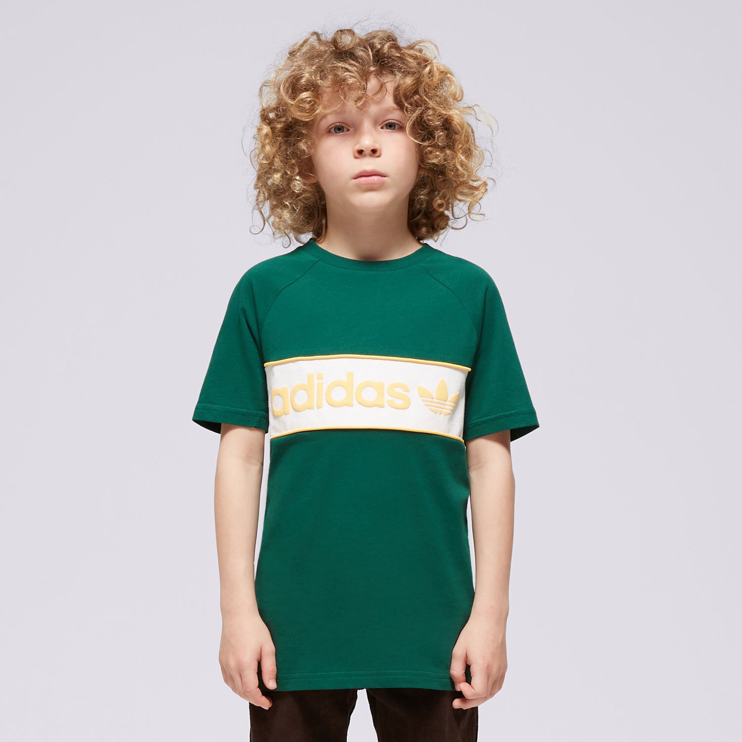 Koszulka, t-shirt dla dzieci ADIDAS T-SHIRT TEE BOY IP2652 ZIELONY