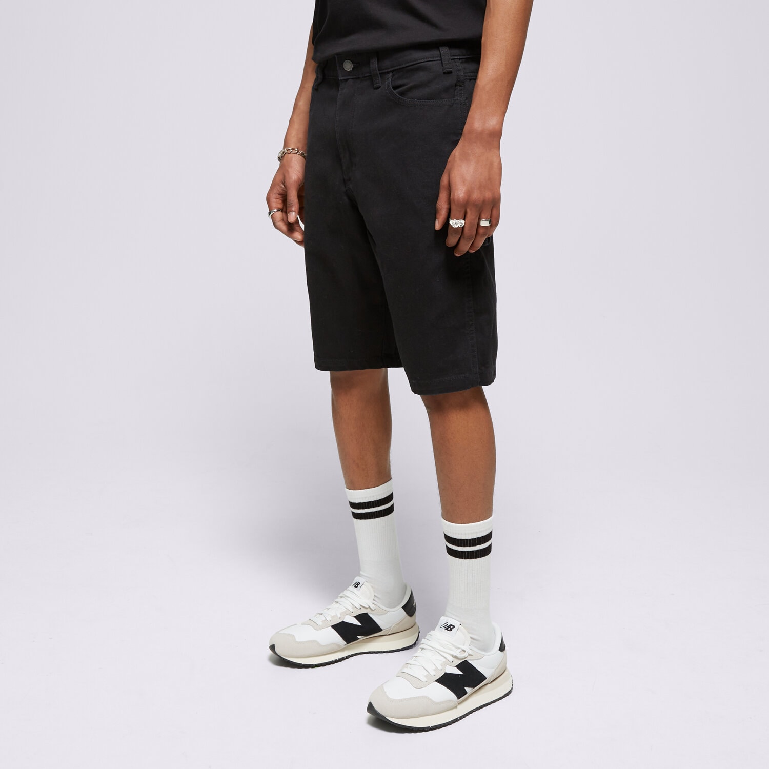 Krótkie spodenki, szorty męskie DICKIES SZORTY DICKIES DUCK CANVAS SHORT DK0A4XNGC401 CZARNY
