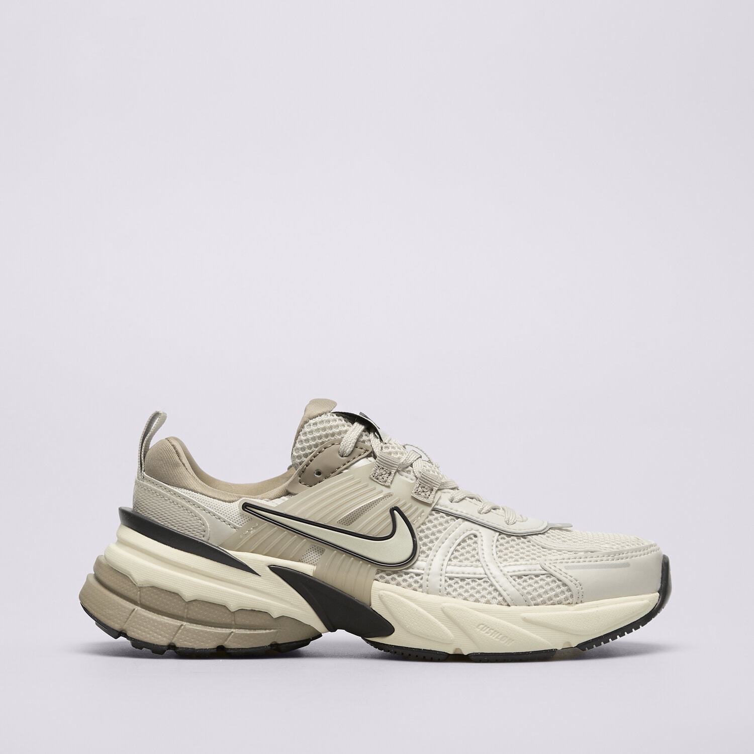 Buty sneakersy damskie NIKE V2K RUN FD0736-103 BEŻOWY