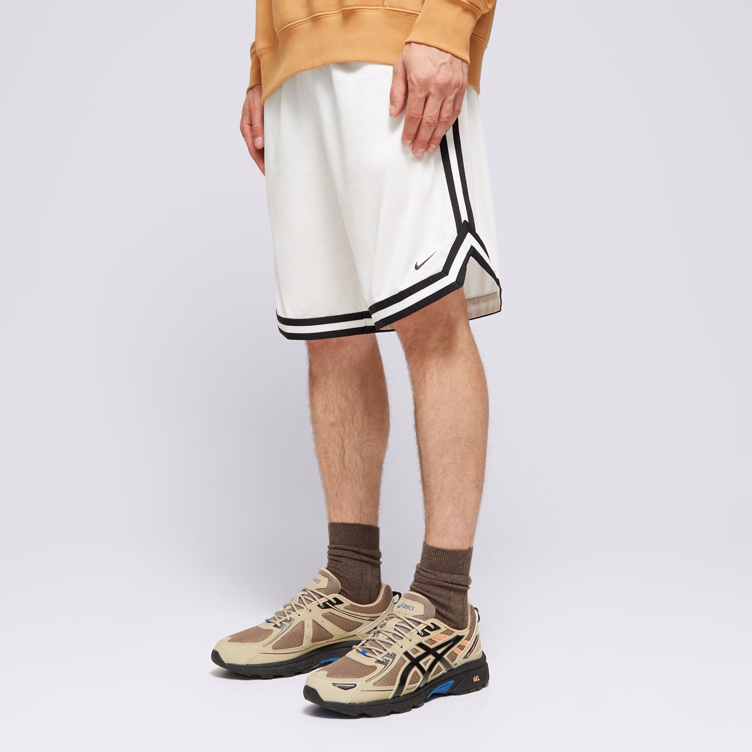 Krótkie spodenki, szorty męskie NIKE SZORTY M NK DF DNA 10IN SHORT FN2604-100 BIAŁY