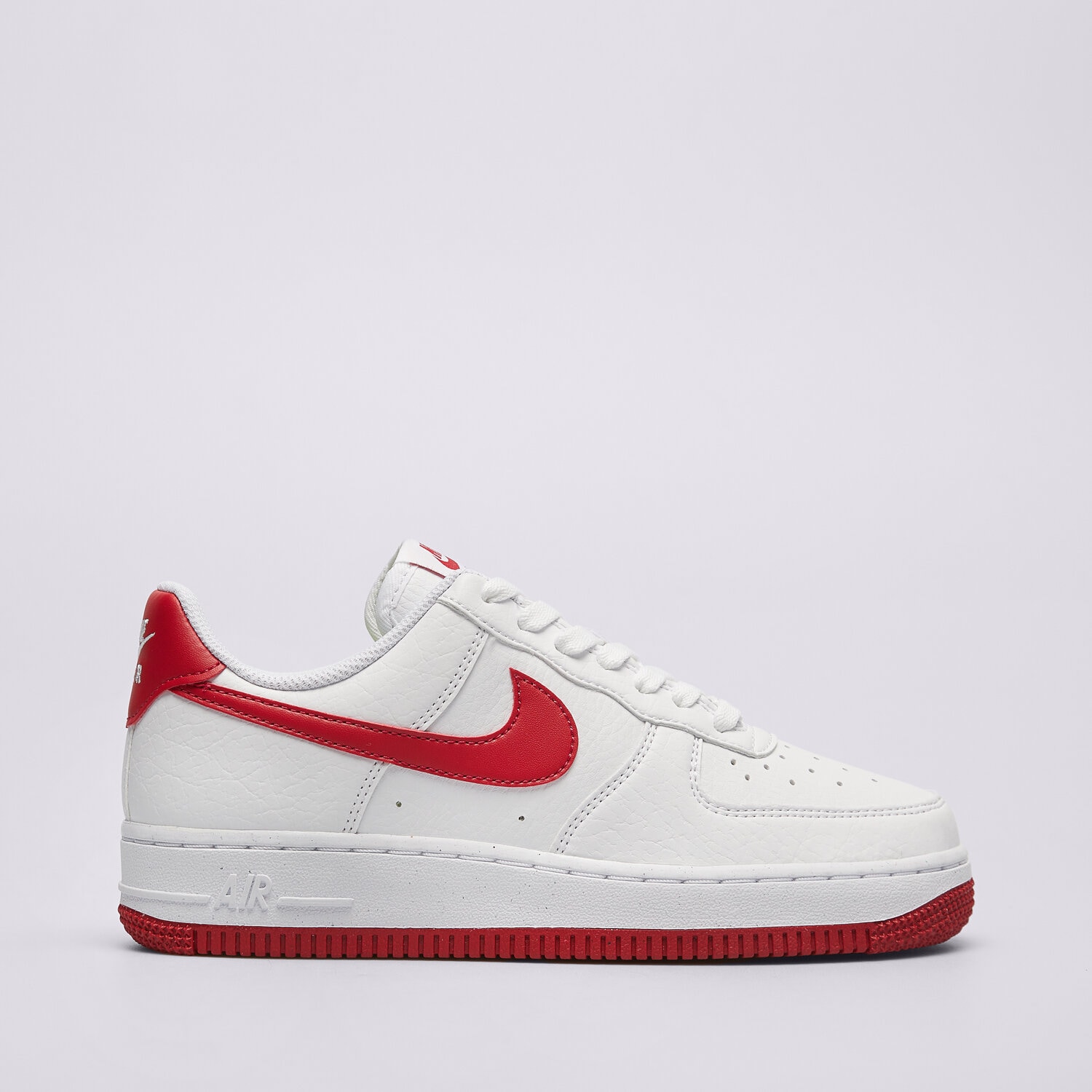 Buty sneakersy damskie NIKE AIR FORCE 1 '07 SE DV3808-105 BIAŁY