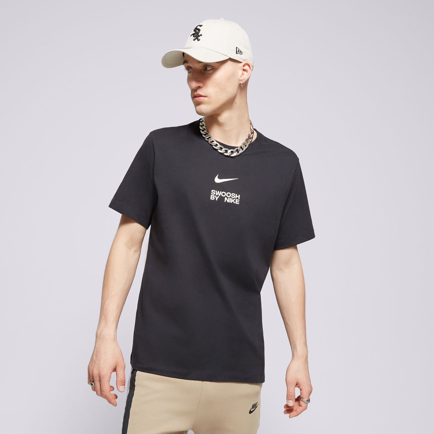 Koszulka, t-shirt sportowy męski NIKE T-SHIRT NIKE SPORTWEAR FD1244-010 CZARNY