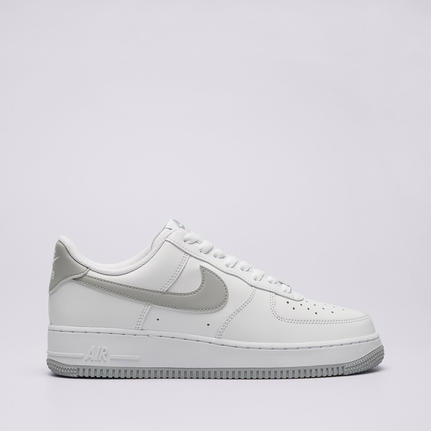 Buty sneakersy męskie NIKE AIR FORCE 1 '07 FJ4146-100 BIAŁY