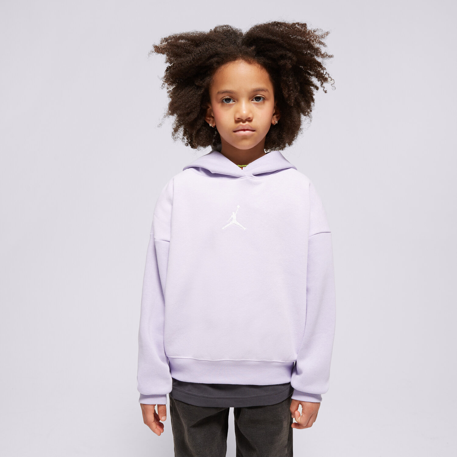 Sportowa bluza dziecięca JORDAN BLUZA Z KAPTUREM ICON PLAY PO HOODIE GIRL 45C695-P36 FIOLETOWY