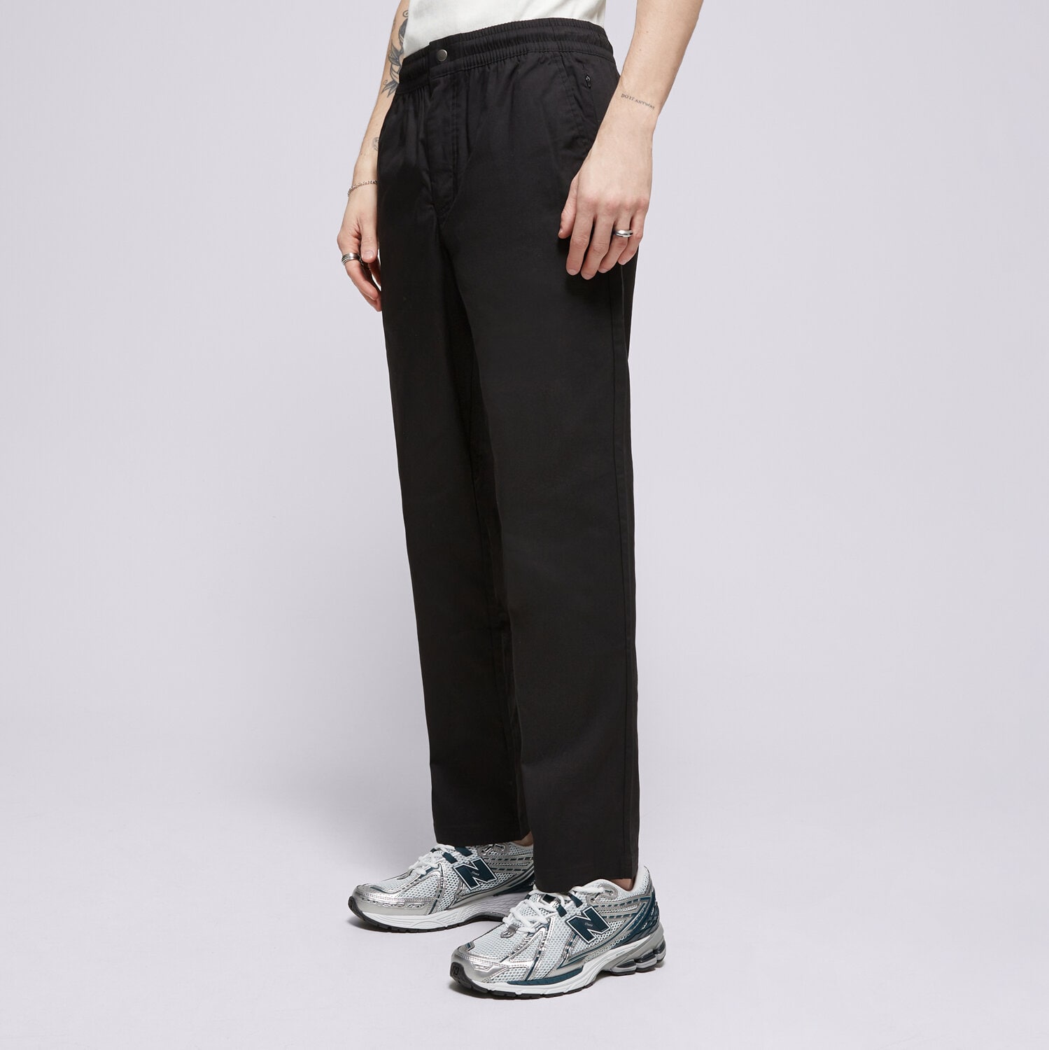 Spodnie sportowe męskie NEW BALANCE SPODNIE ICON TWILL TAPERED MP41575BK CZARNY