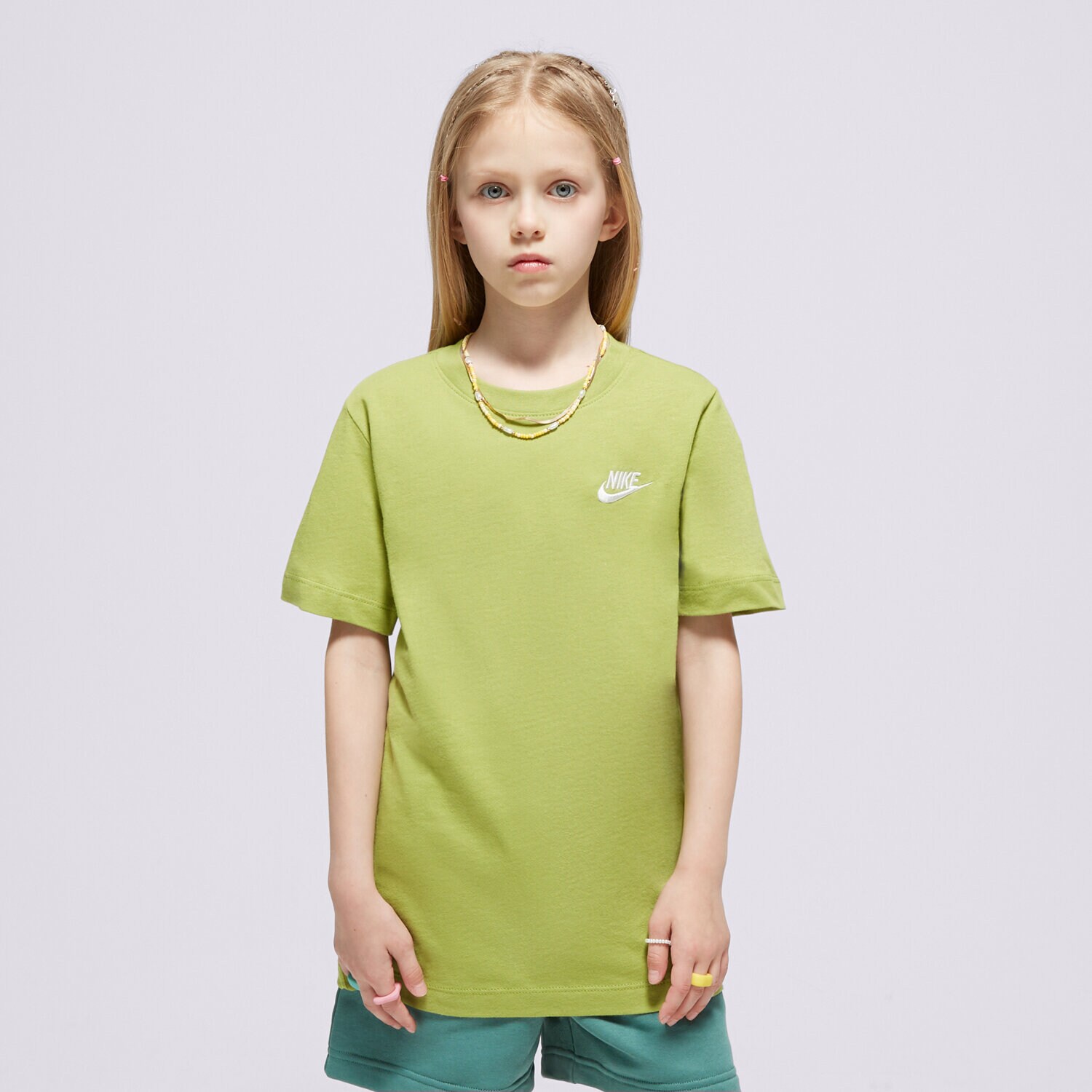Koszulka, t-shirt dla dzieci NIKE T-SHIRT SPORTSWEAR BOY AR5254-377 ZIELONY