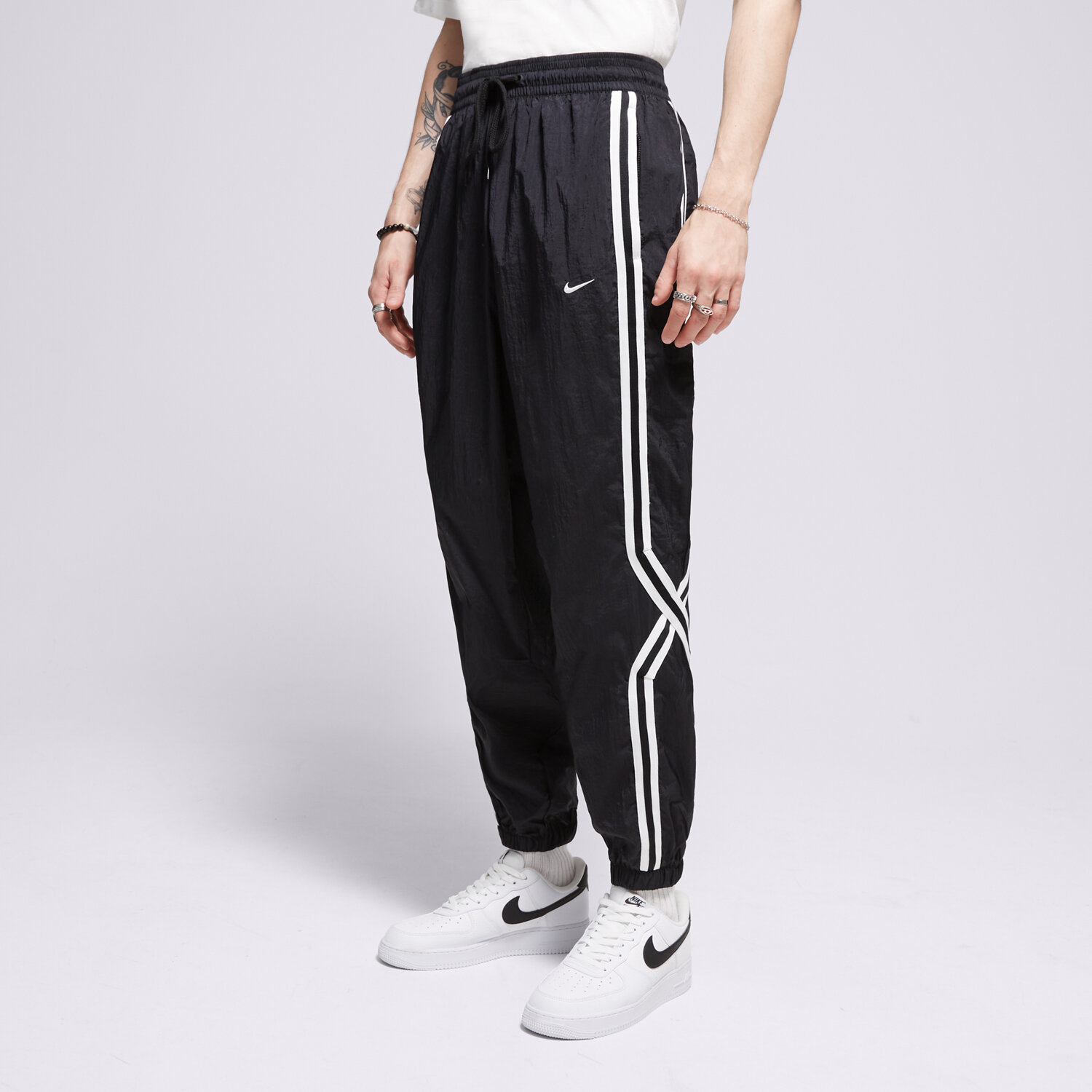 Spodnie sportowe męskie NIKE SPODNIE M NK DF DNA CRSOVR PANT SSNL FN2868-010 CZARNY