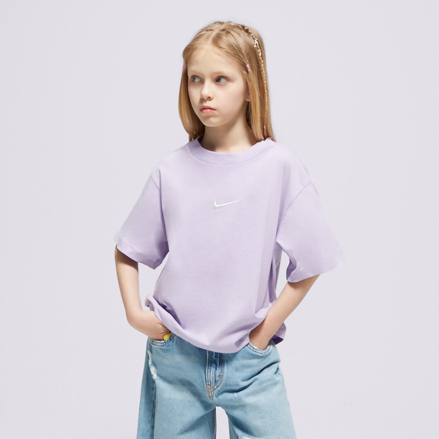 Koszulka, t-shirt dla dzieci NIKE T-SHIRT SPORTSWEAR GIRL DH5750-515 FIOLETOWY