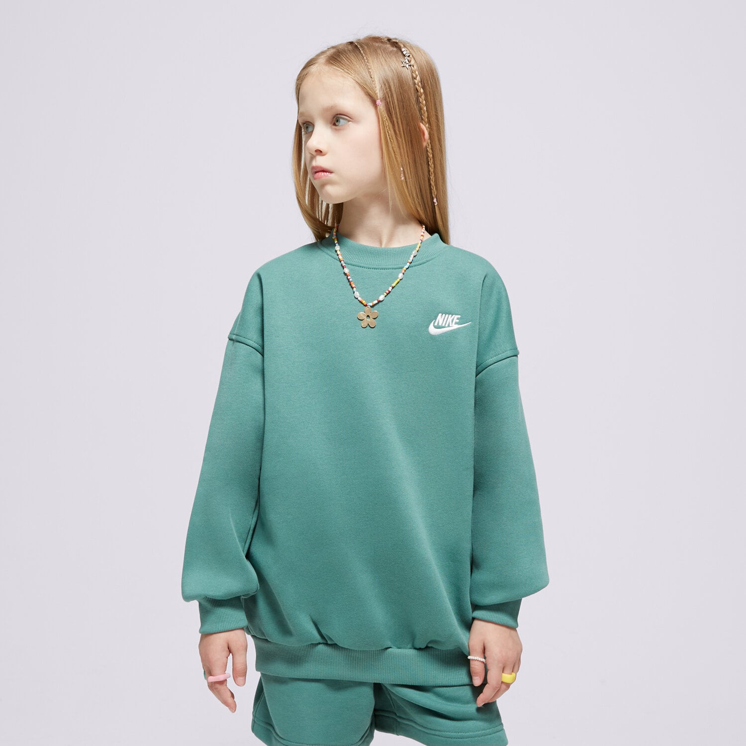 Sportowa bluza dziecięca NIKE BLUZA SPORTSWEAR CLUB FLEECE GIRL FD2923-361 ZIELONY